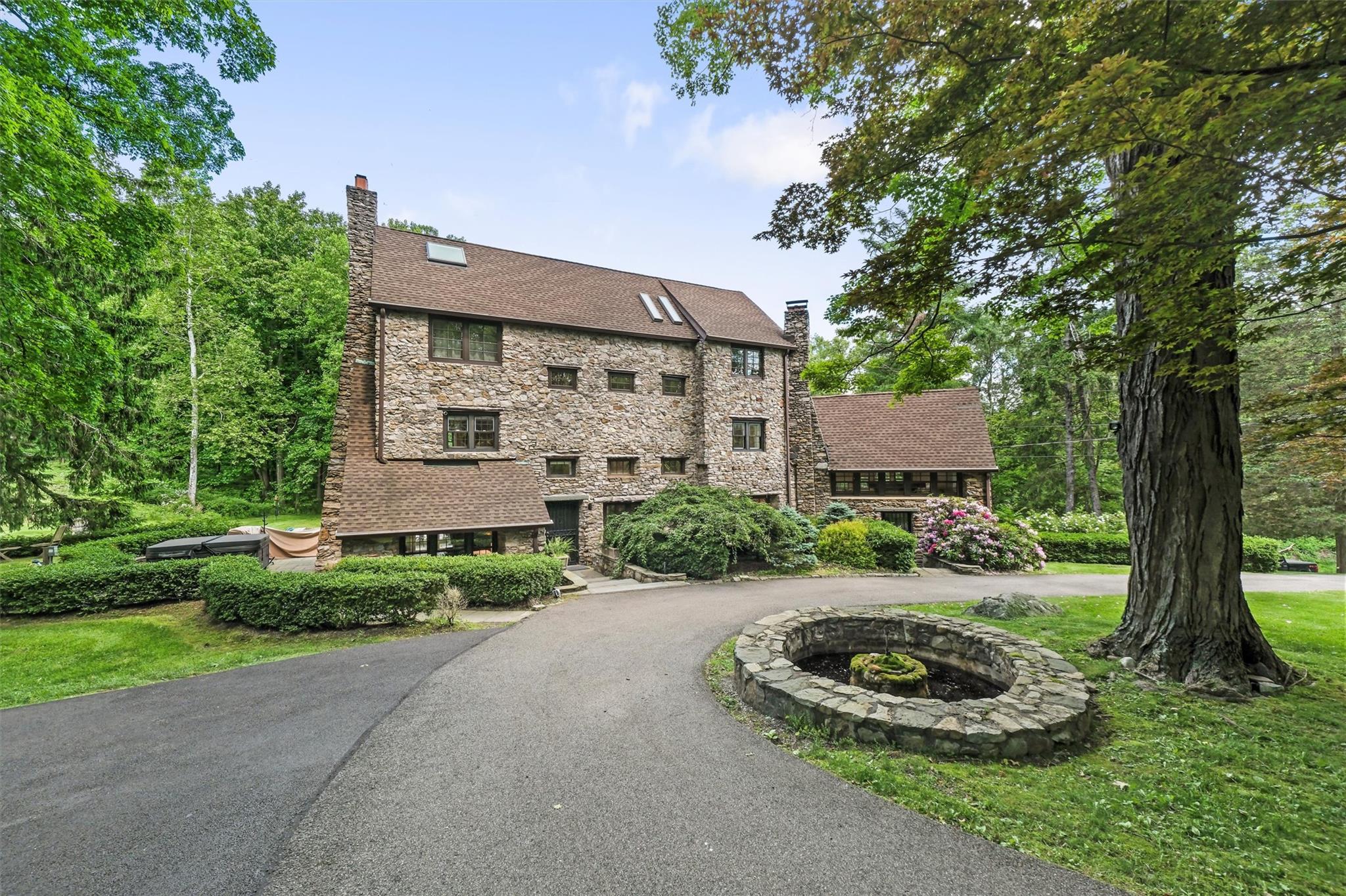 32 Tamarack Drive