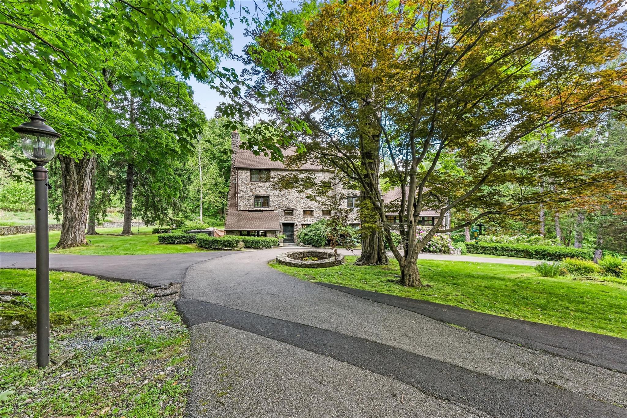 32 Tamarack Drive