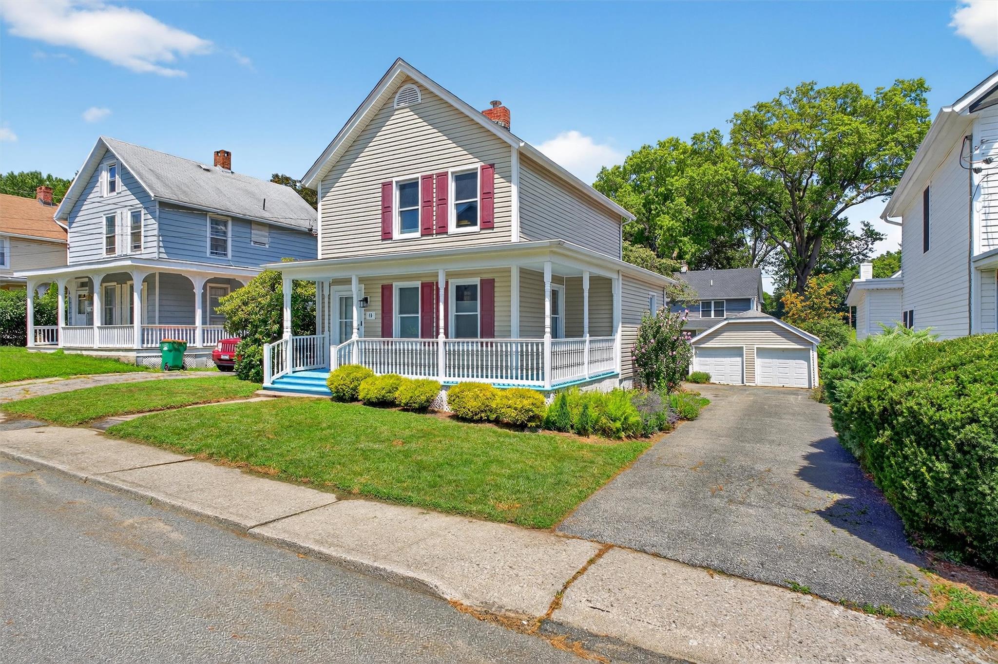 15 Maple Street