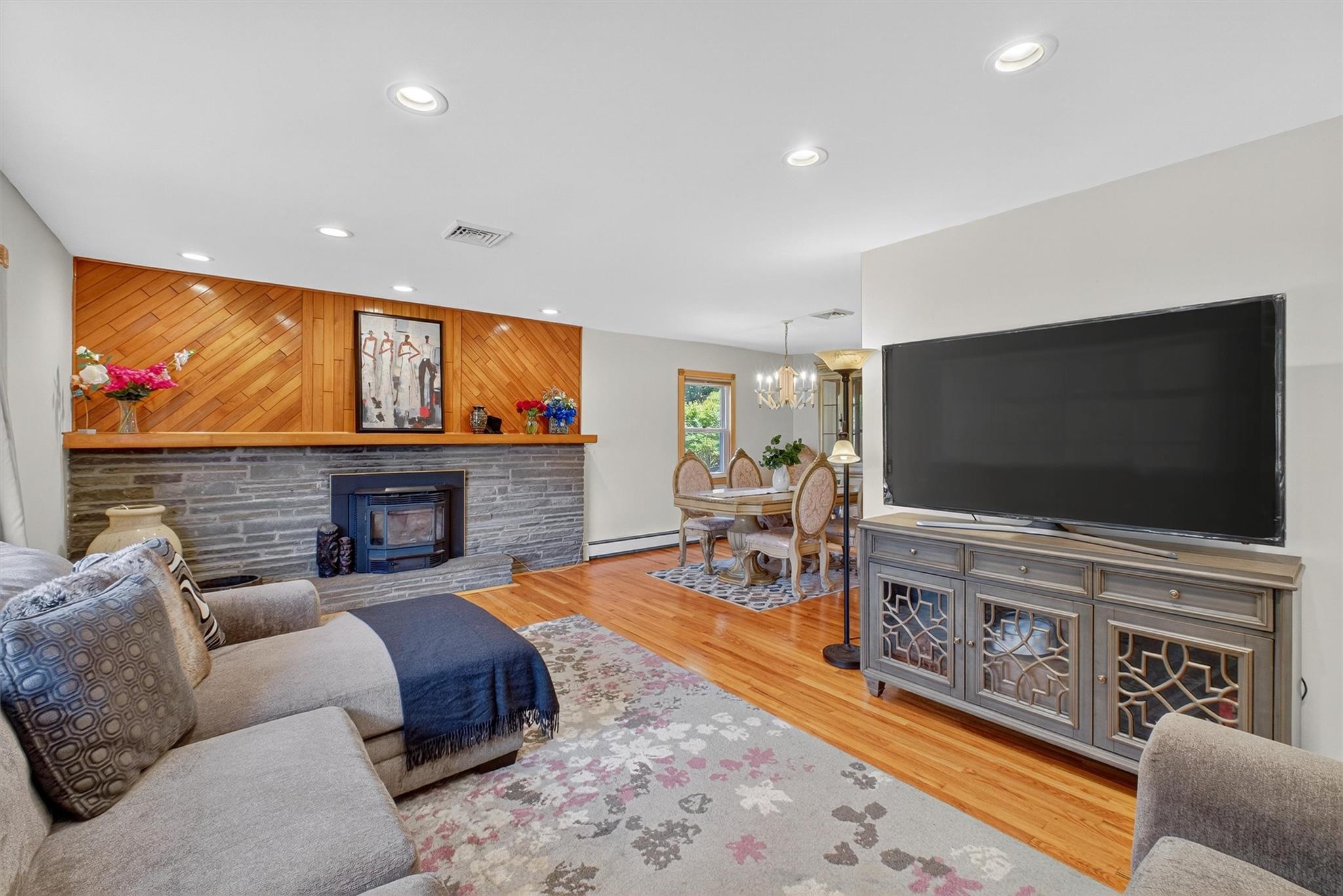 5 Verplanck Avenue