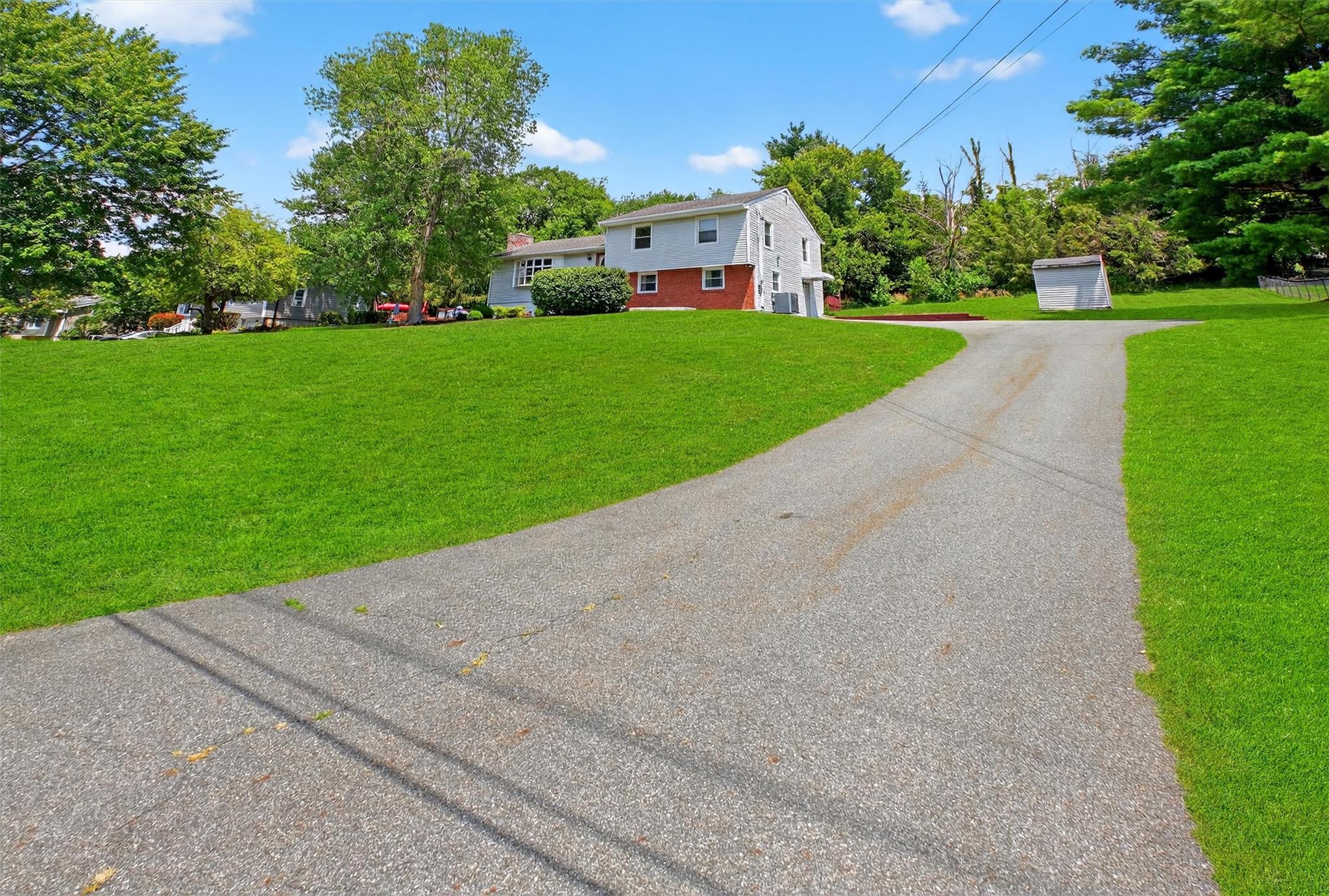 5 Verplanck Avenue