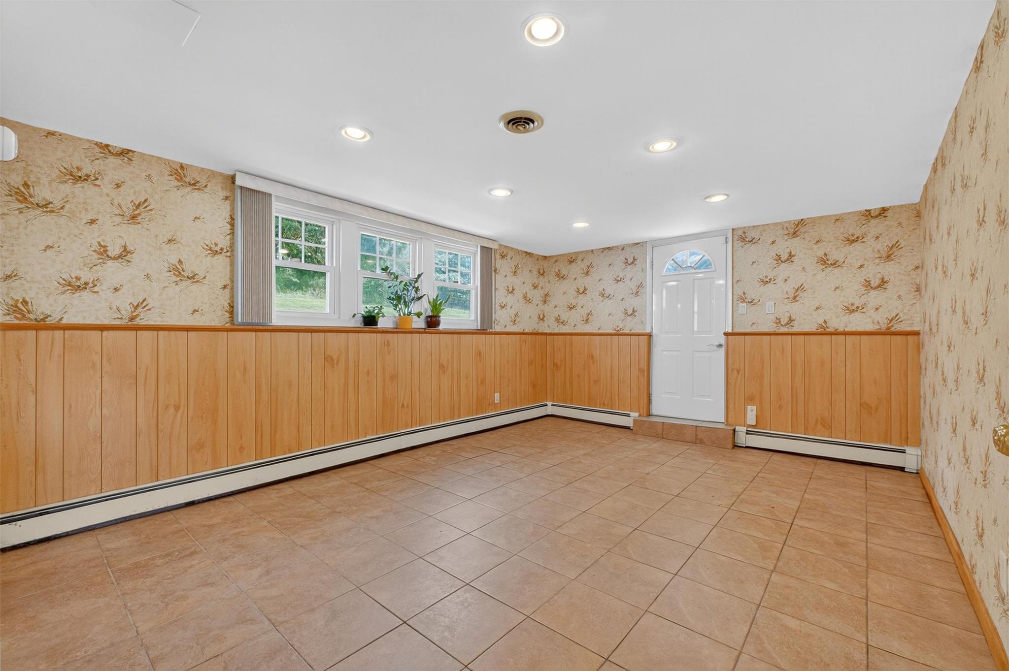 5 Verplanck Avenue