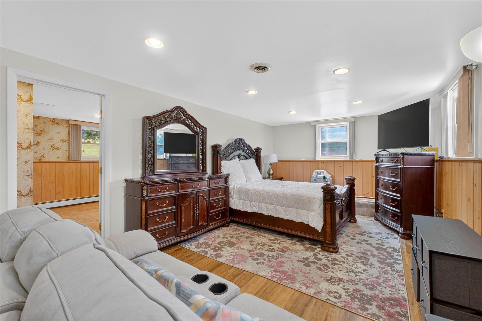 5 Verplanck Avenue