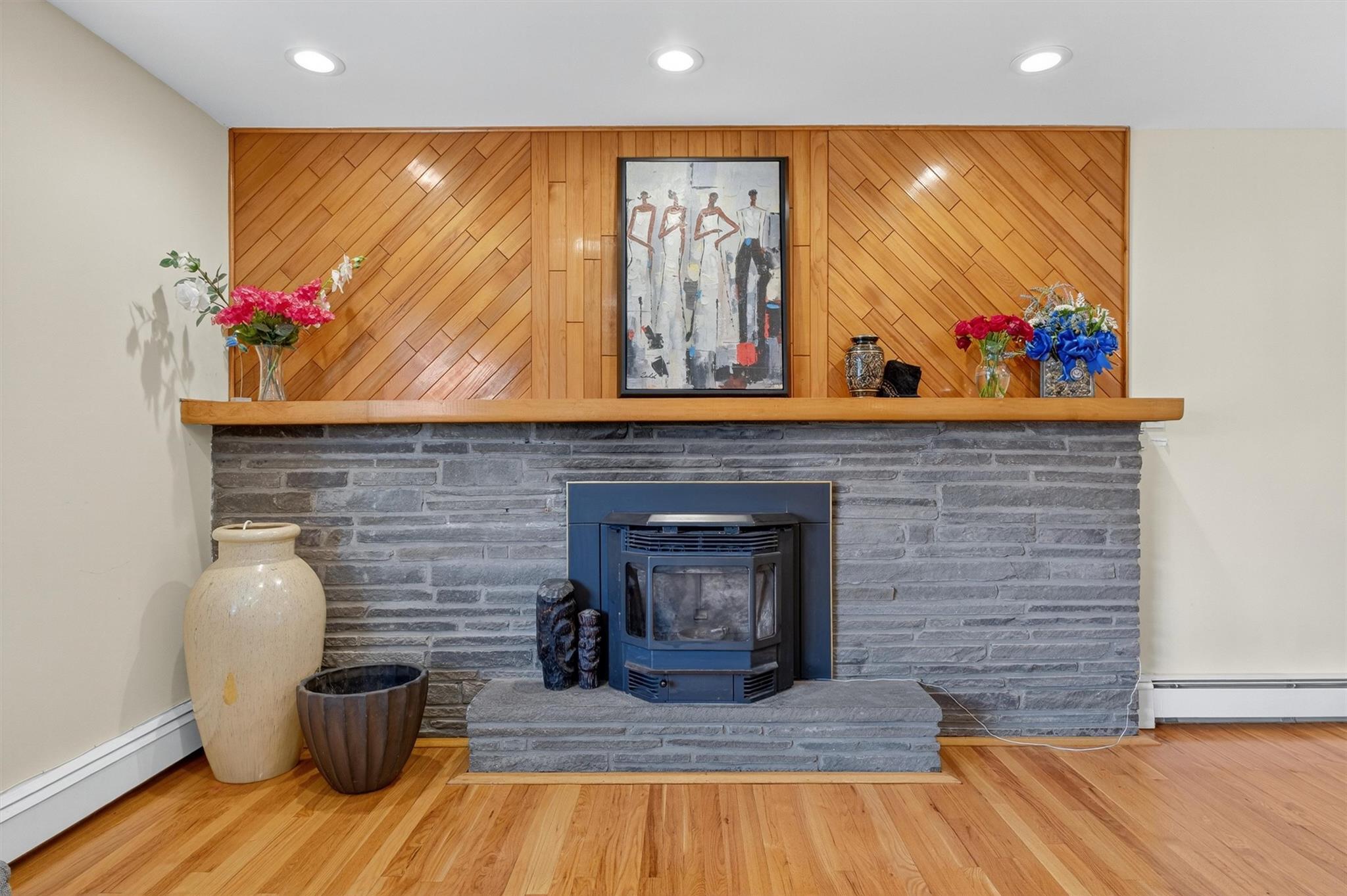 5 Verplanck Avenue