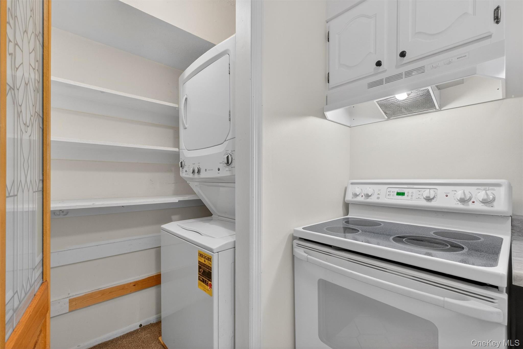 26 Cooper Road Unit: 715