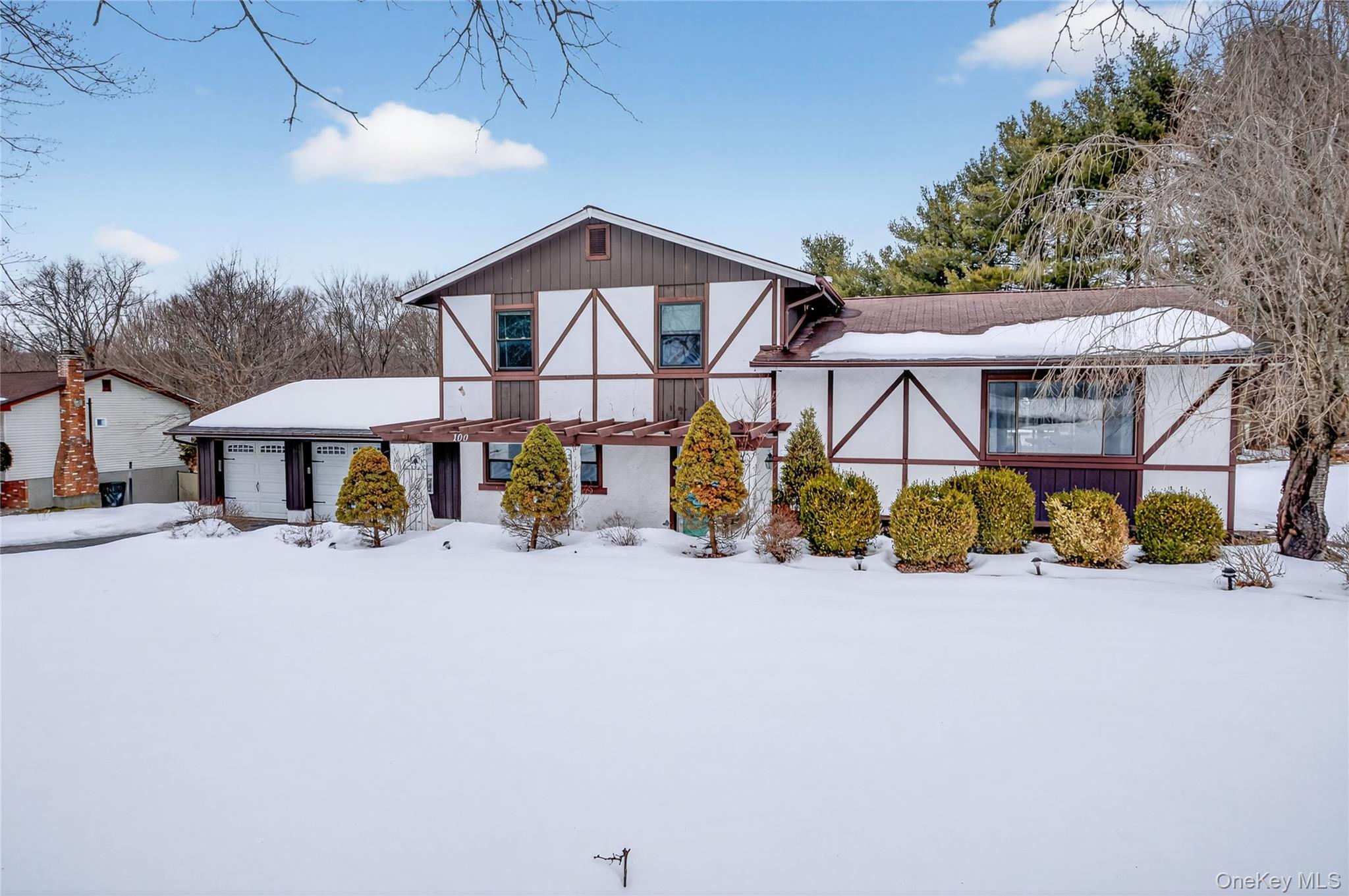 100 Watch Hill Drive