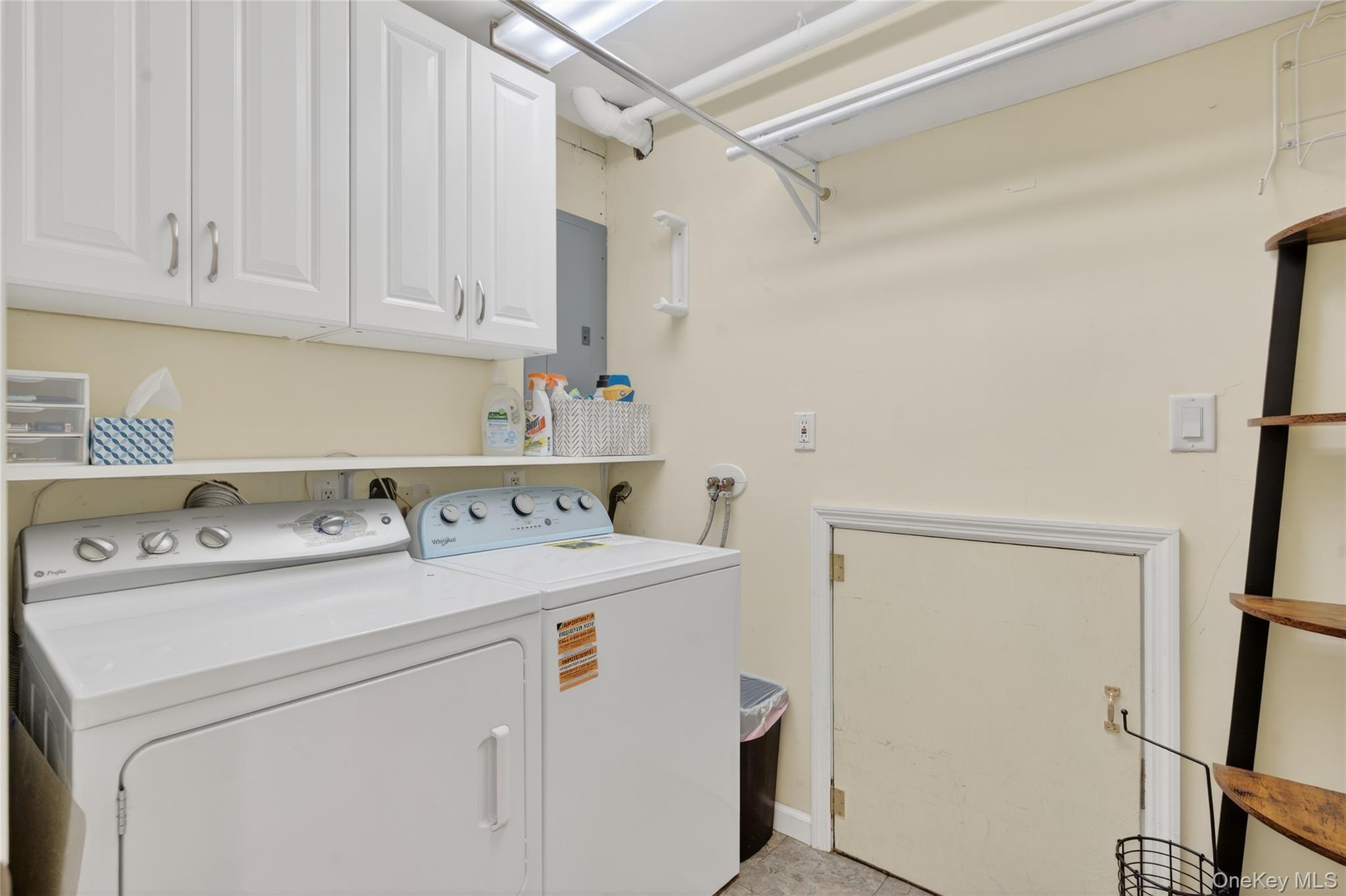 100 Watch Hill Drive