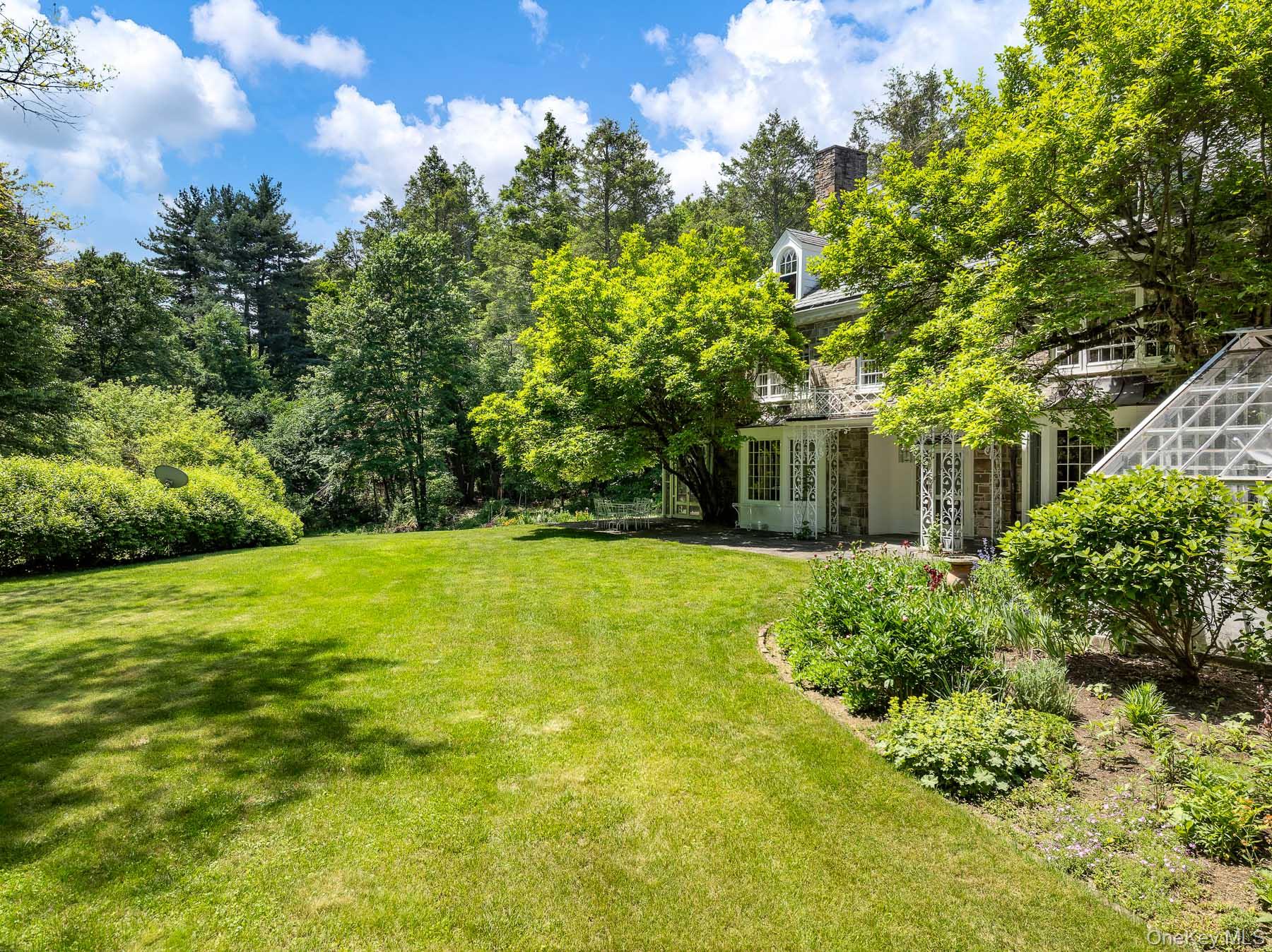 11 Fostertown Road