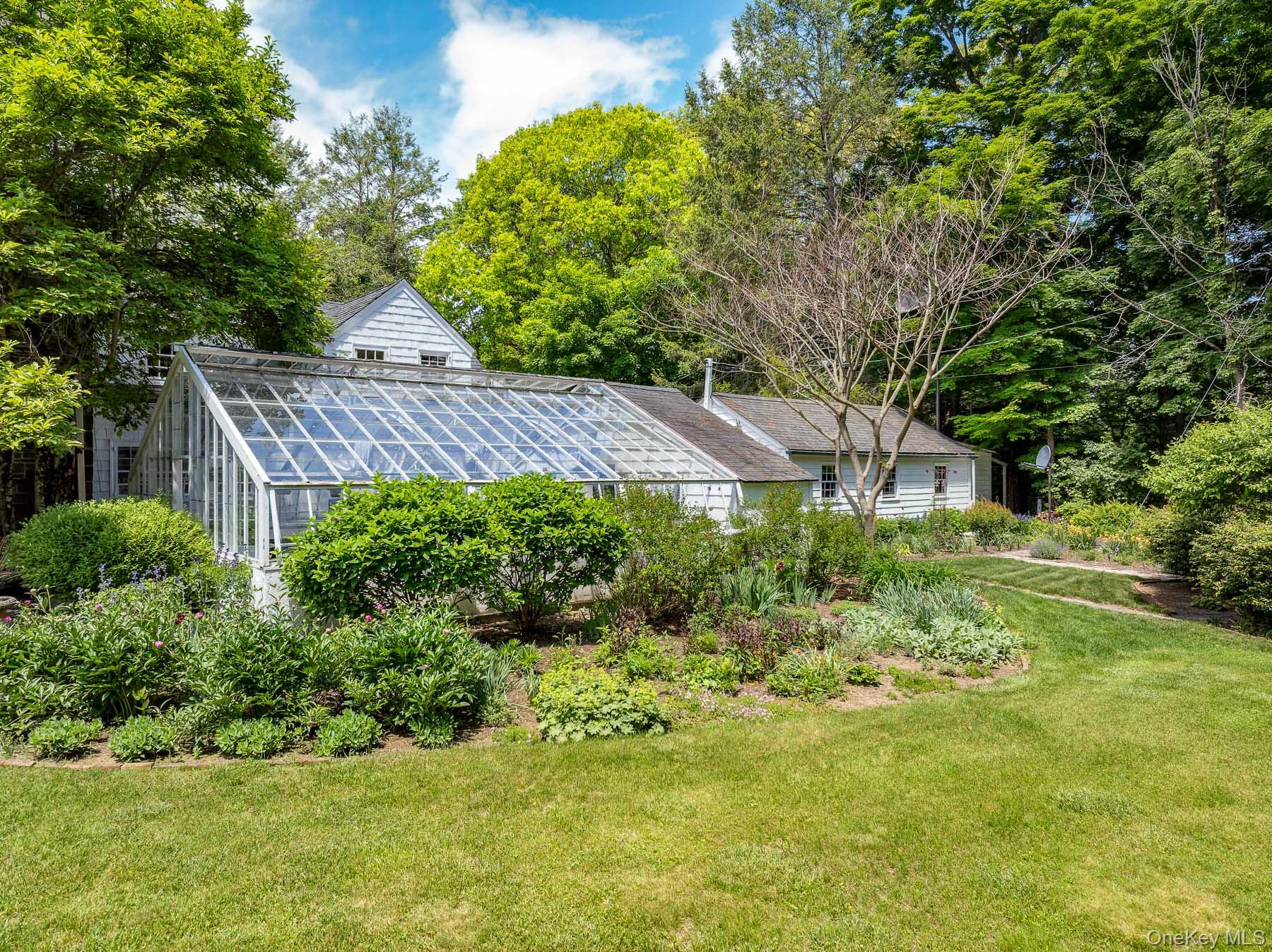 11 Fostertown Road