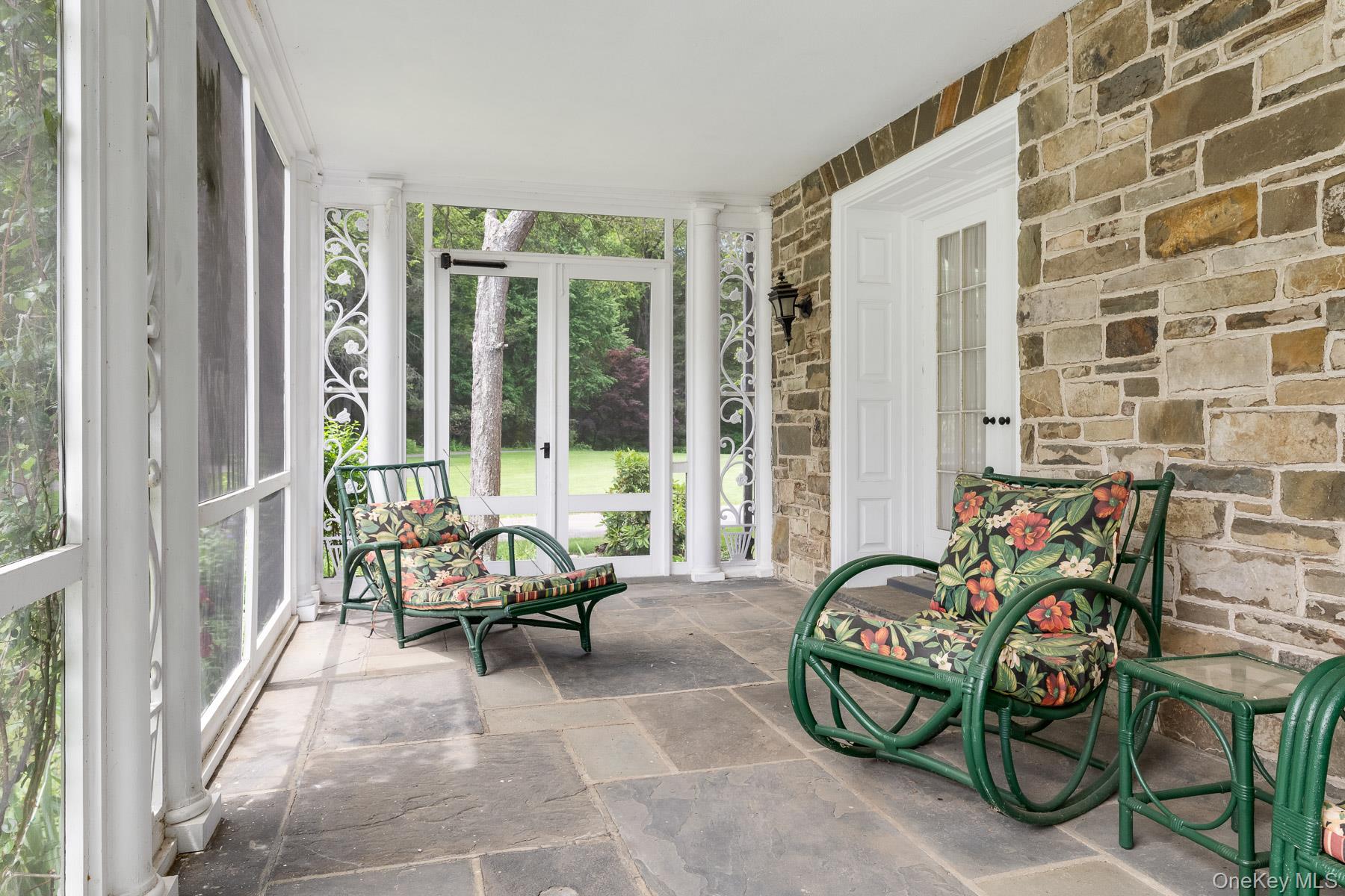 11 Fostertown Road