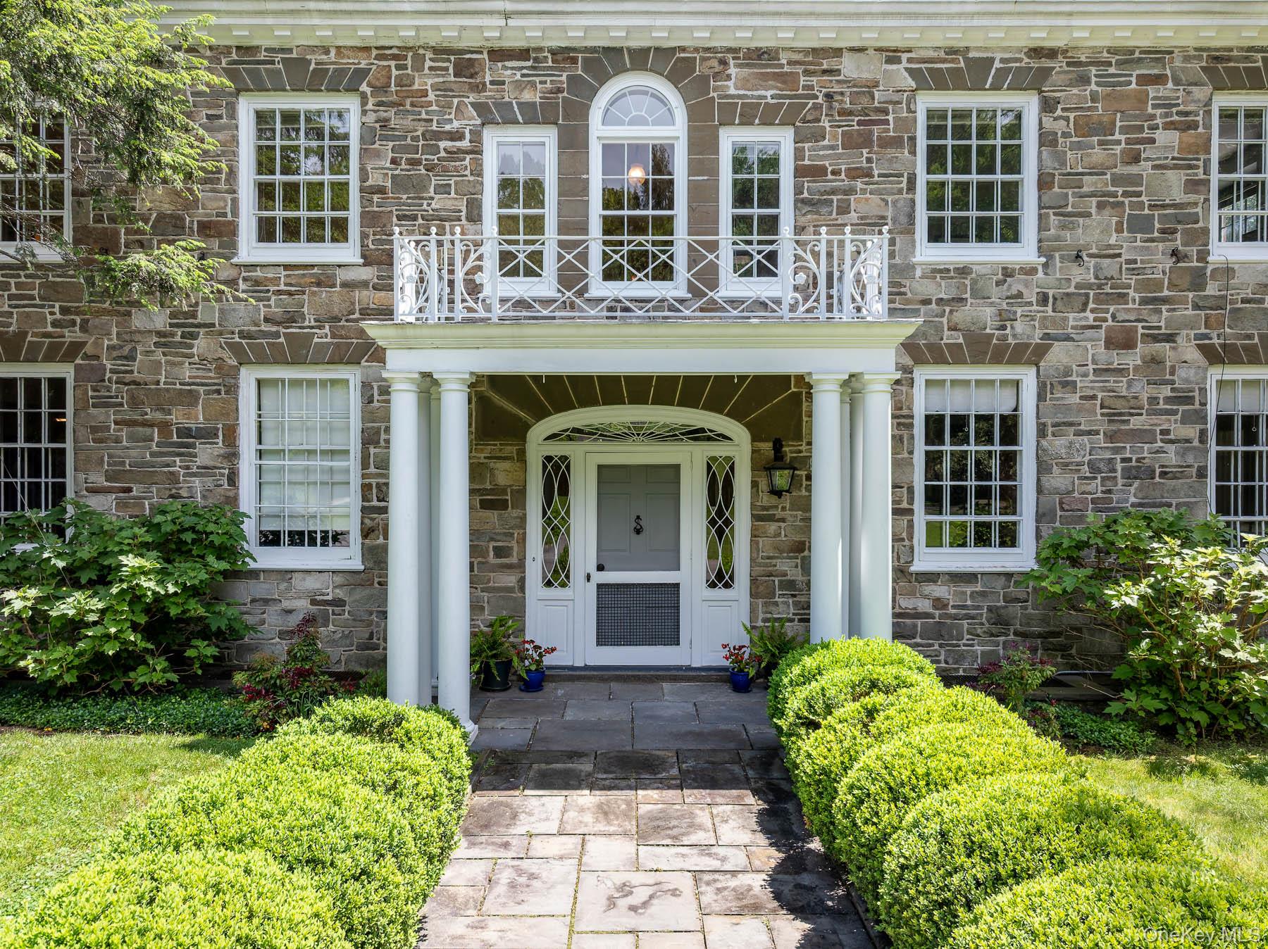 11 Fostertown Road