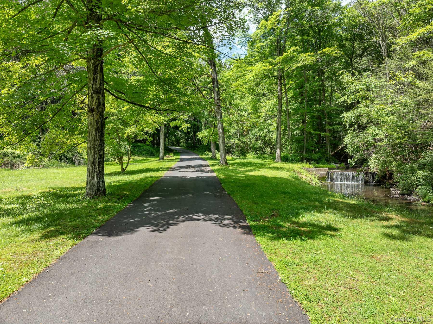 11 Fostertown Road