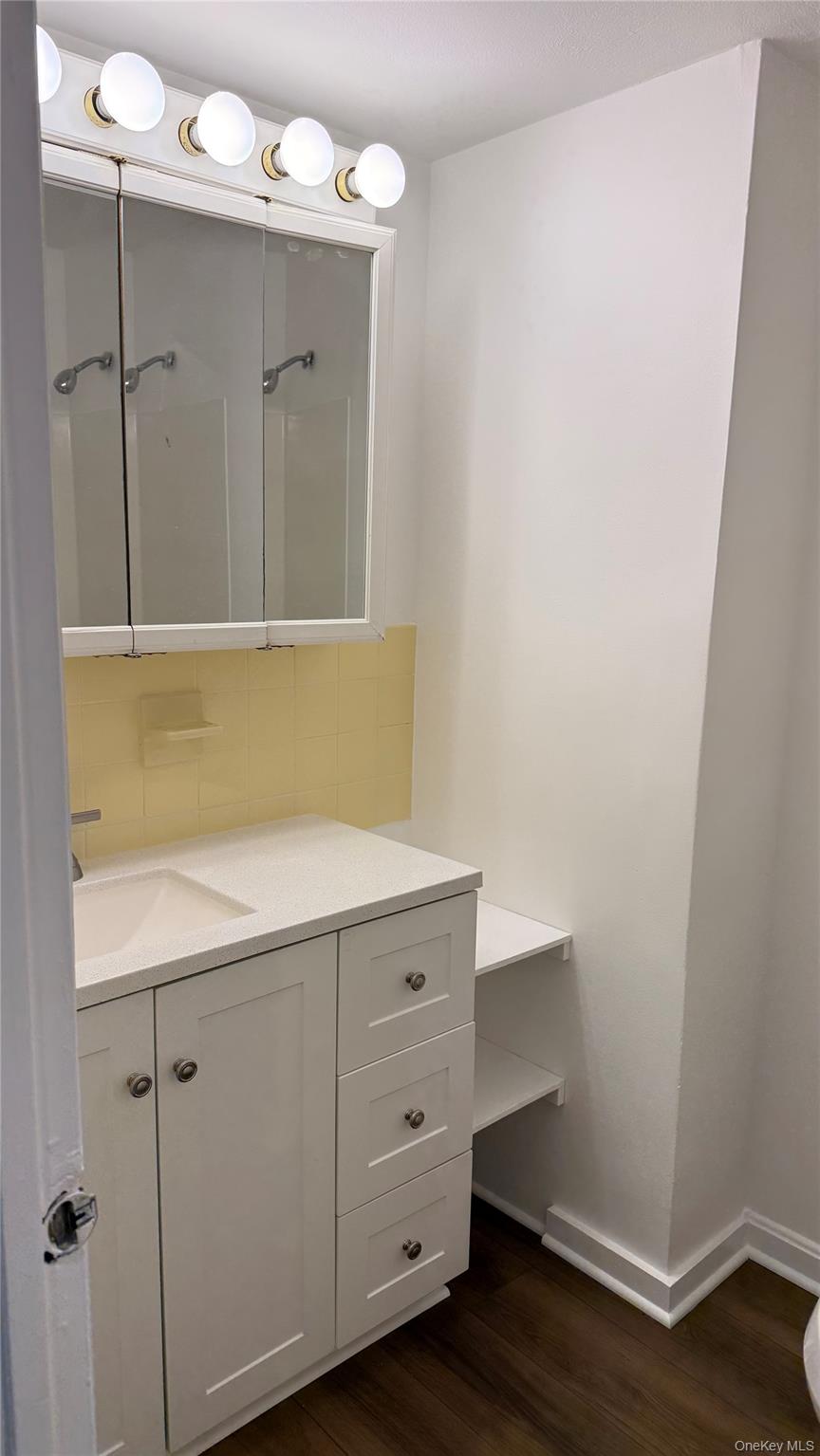 440 Carpenter Avenue