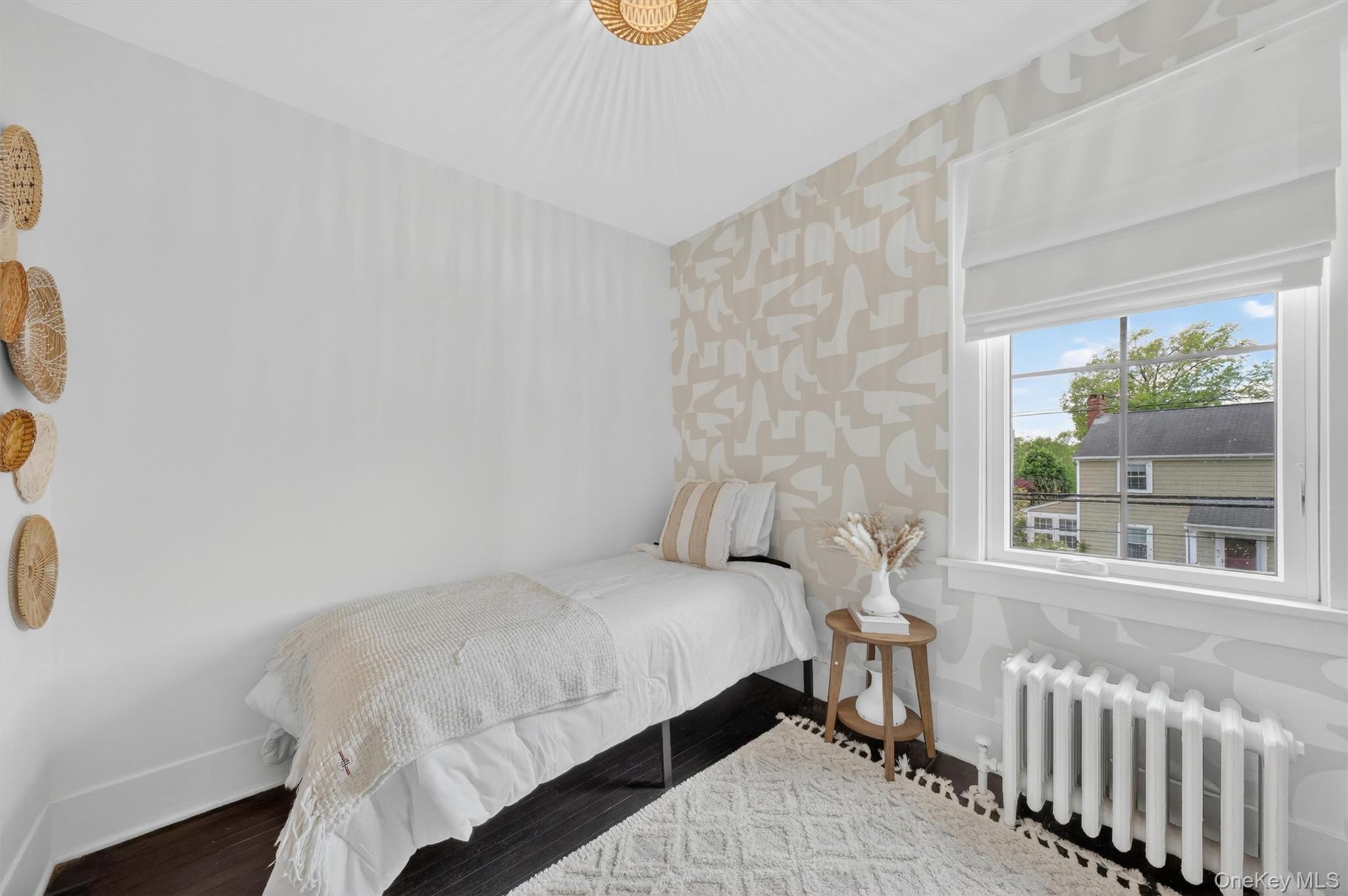 32 Dutchess Terrace