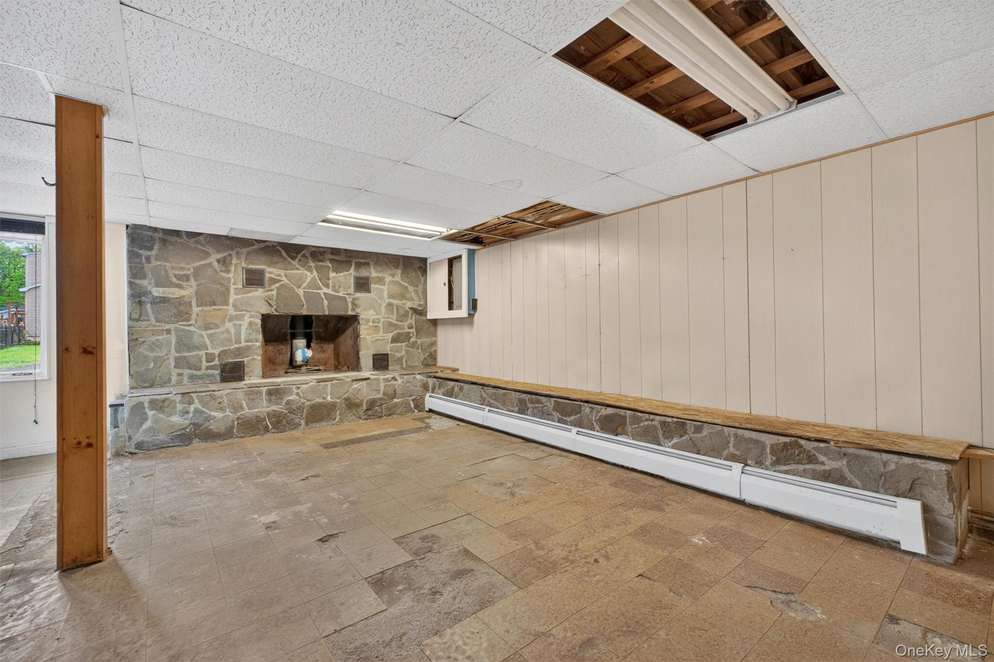 17 Holt Road
