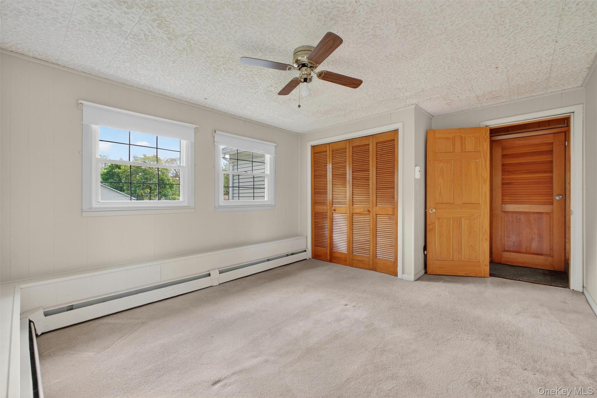 17 Holt Road