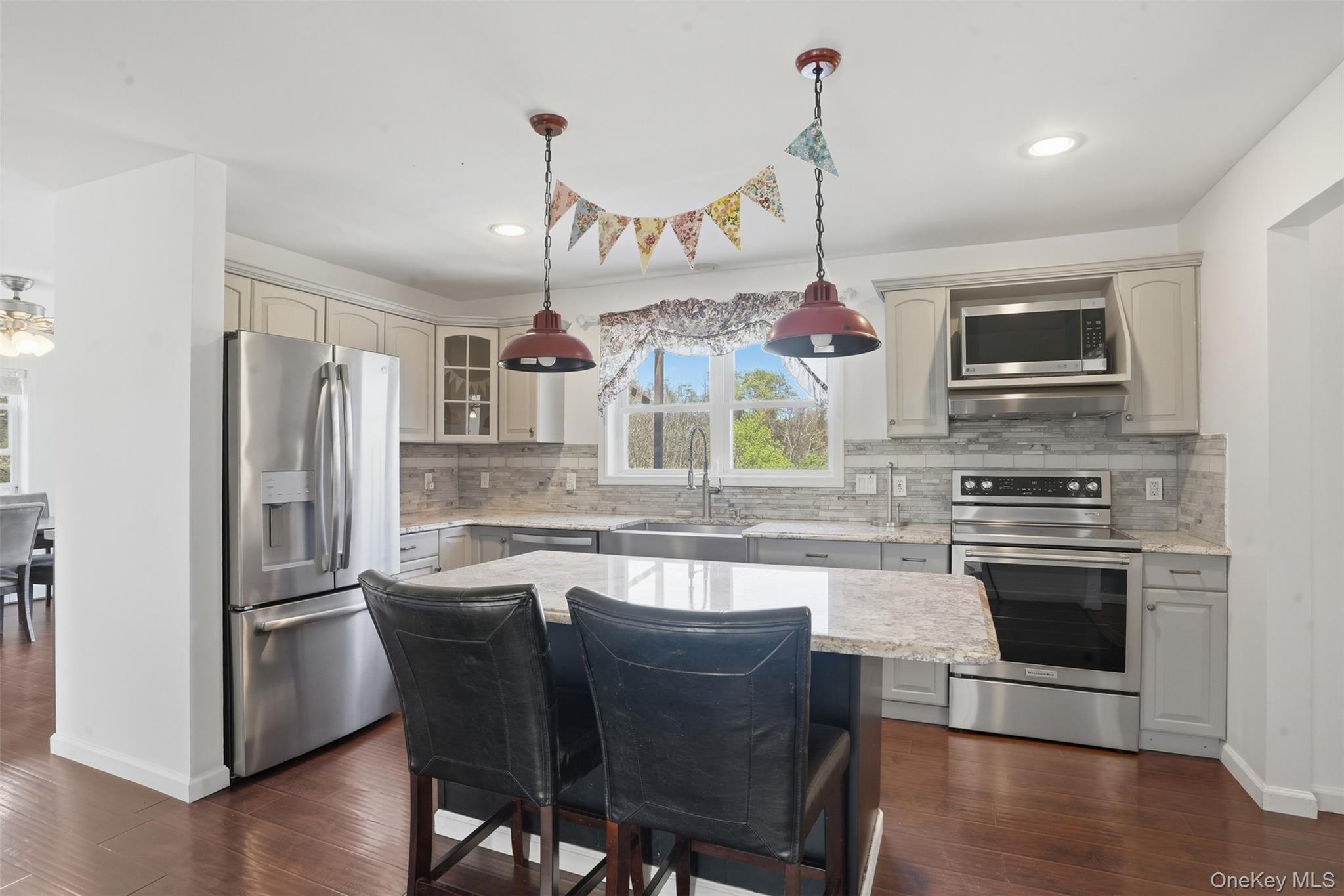 34 Rombout Road