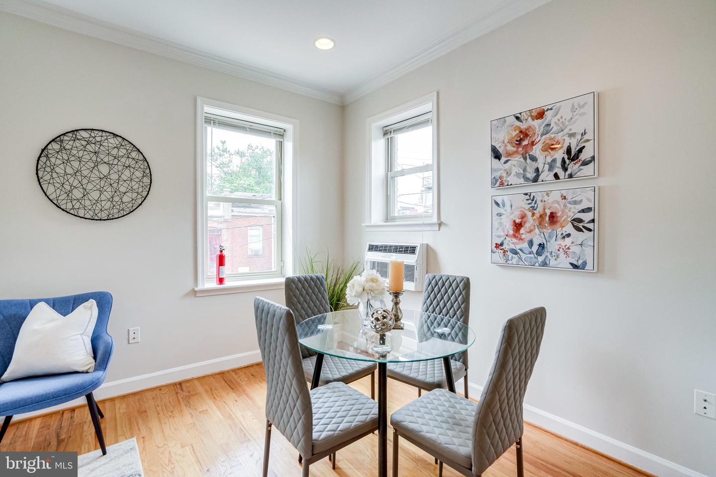 430 Irving St NW #108