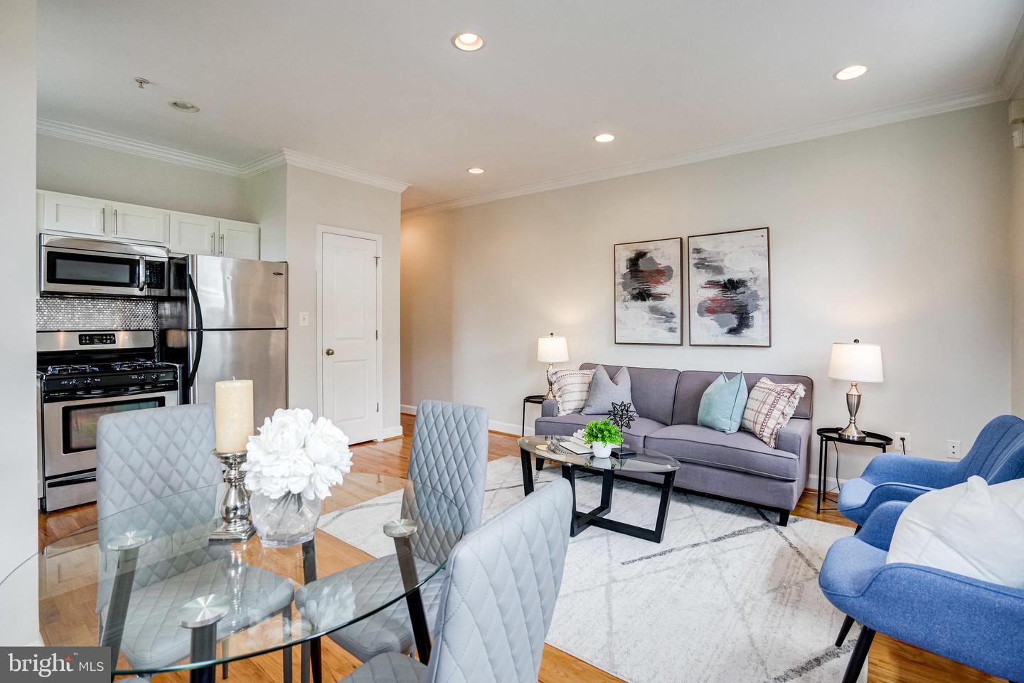 430 Irving St NW #108
