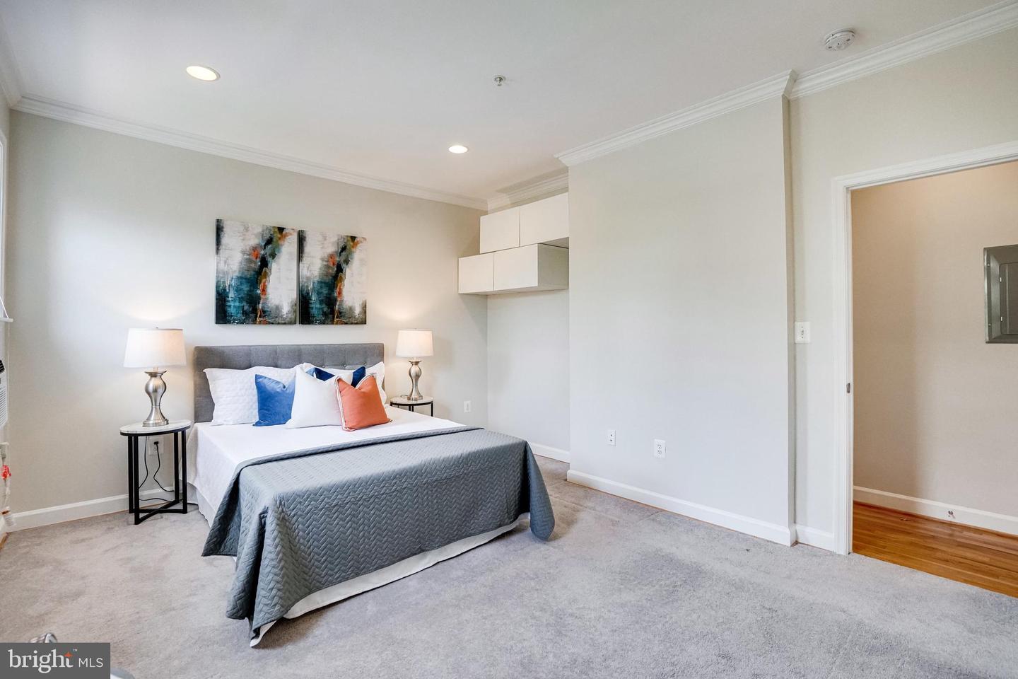 430 Irving St NW #108
