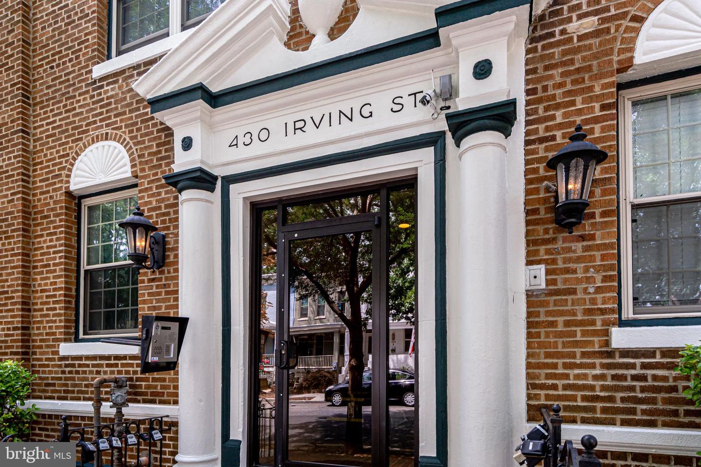 430 Irving St NW #108