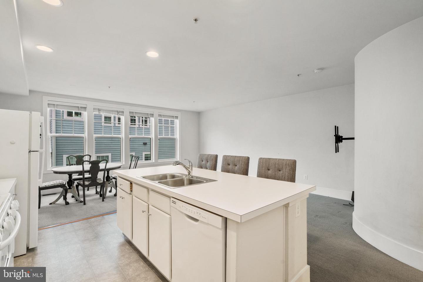 3403 Sherman Ave NW #7