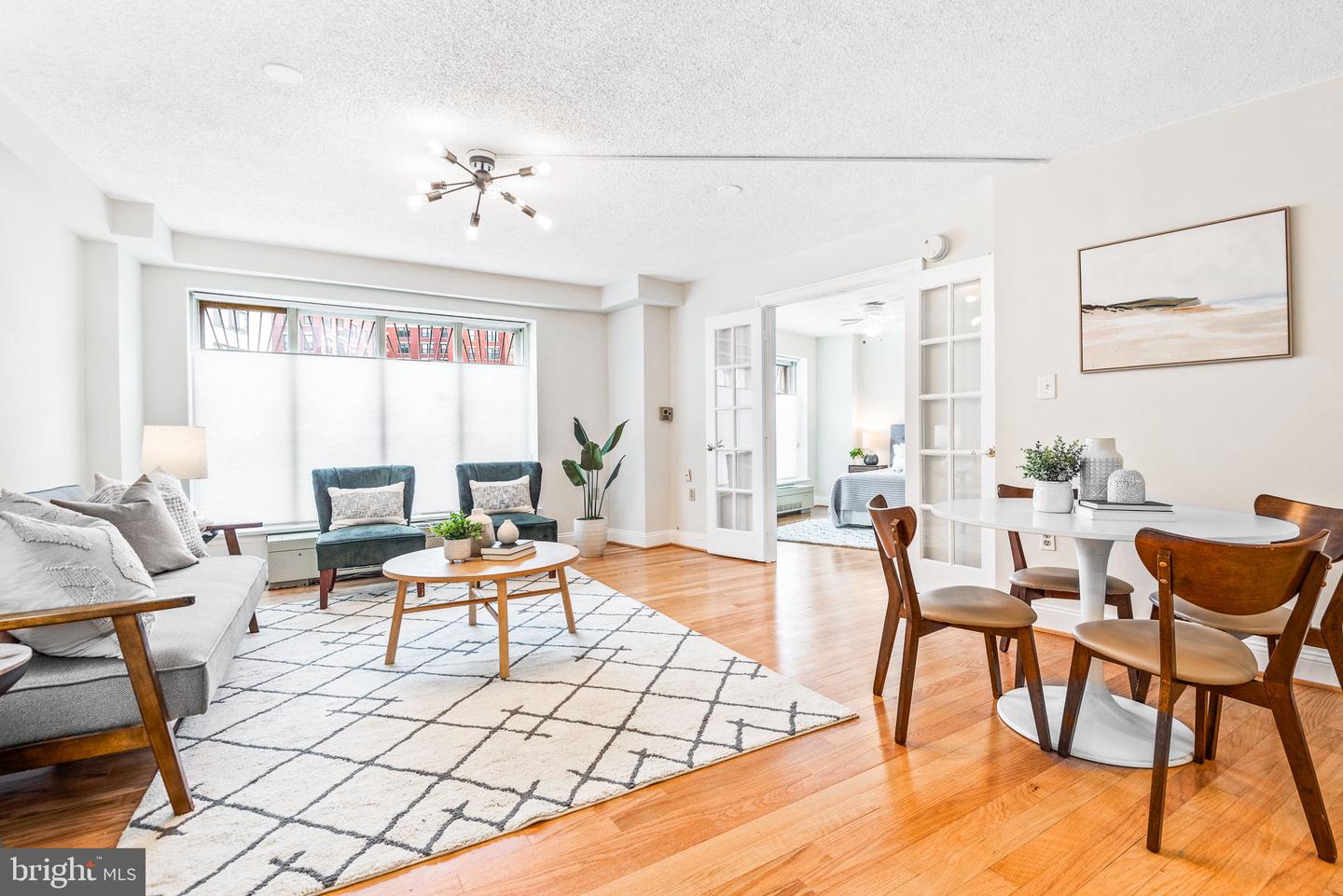 1239 Vermont Ave NW #106