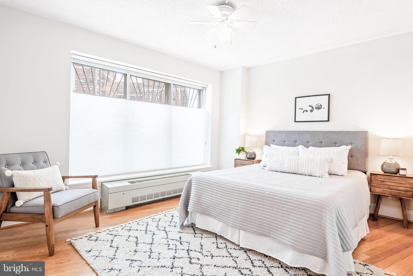 1239 Vermont Ave NW #106