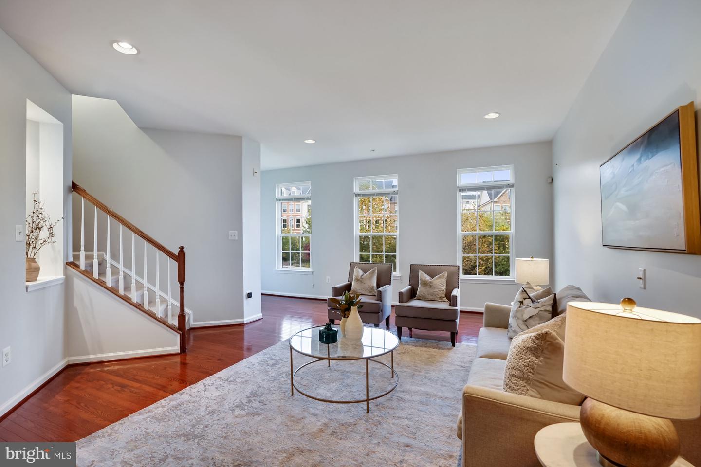 3711 Commodore Joshua Barney Dr NE