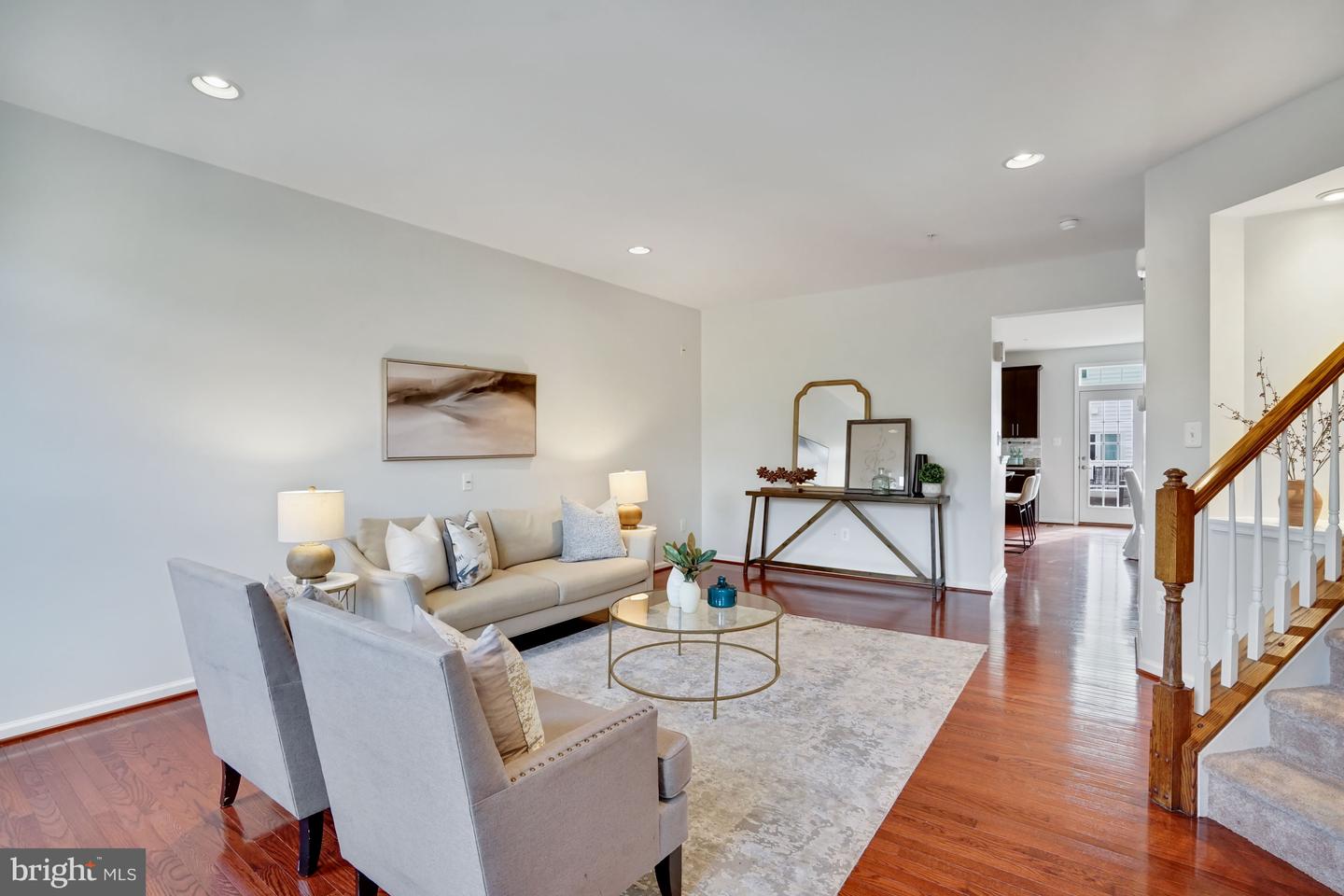 3711 Commodore Joshua Barney Dr NE