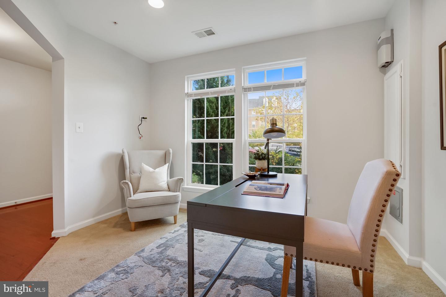 3711 Commodore Joshua Barney Dr NE
