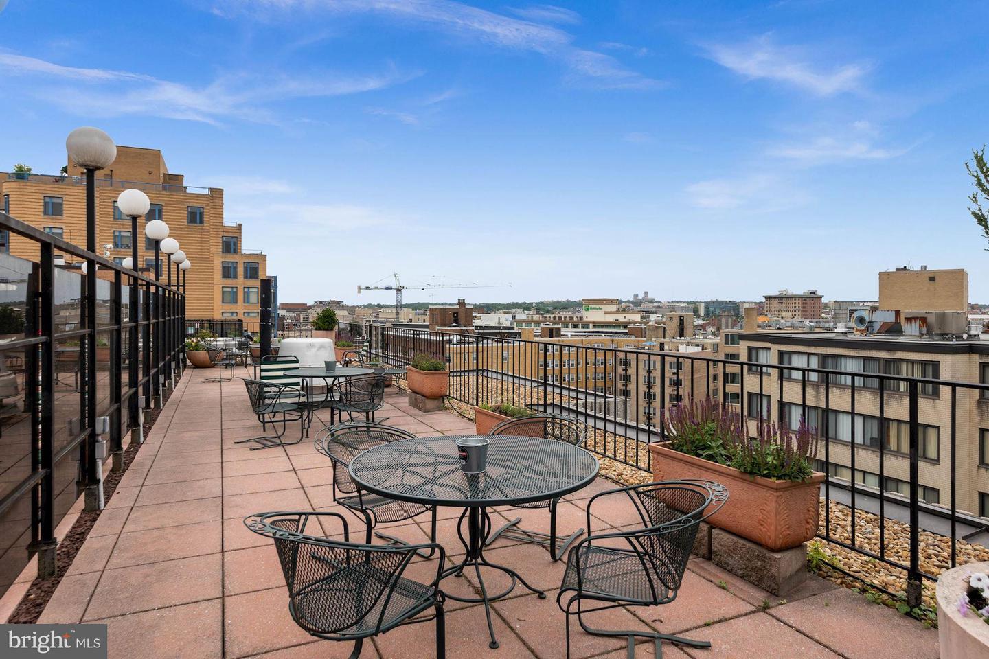 1420 N St NW #1001
