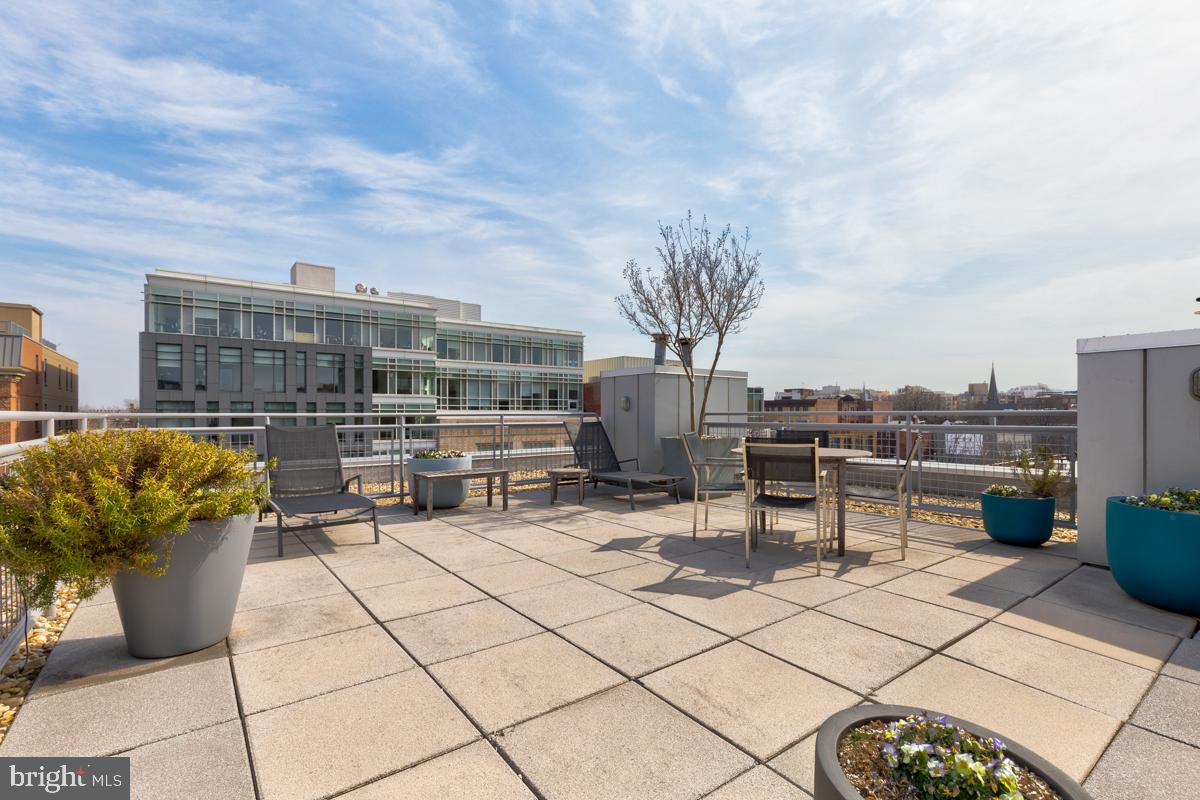 1401 Church St NW #416