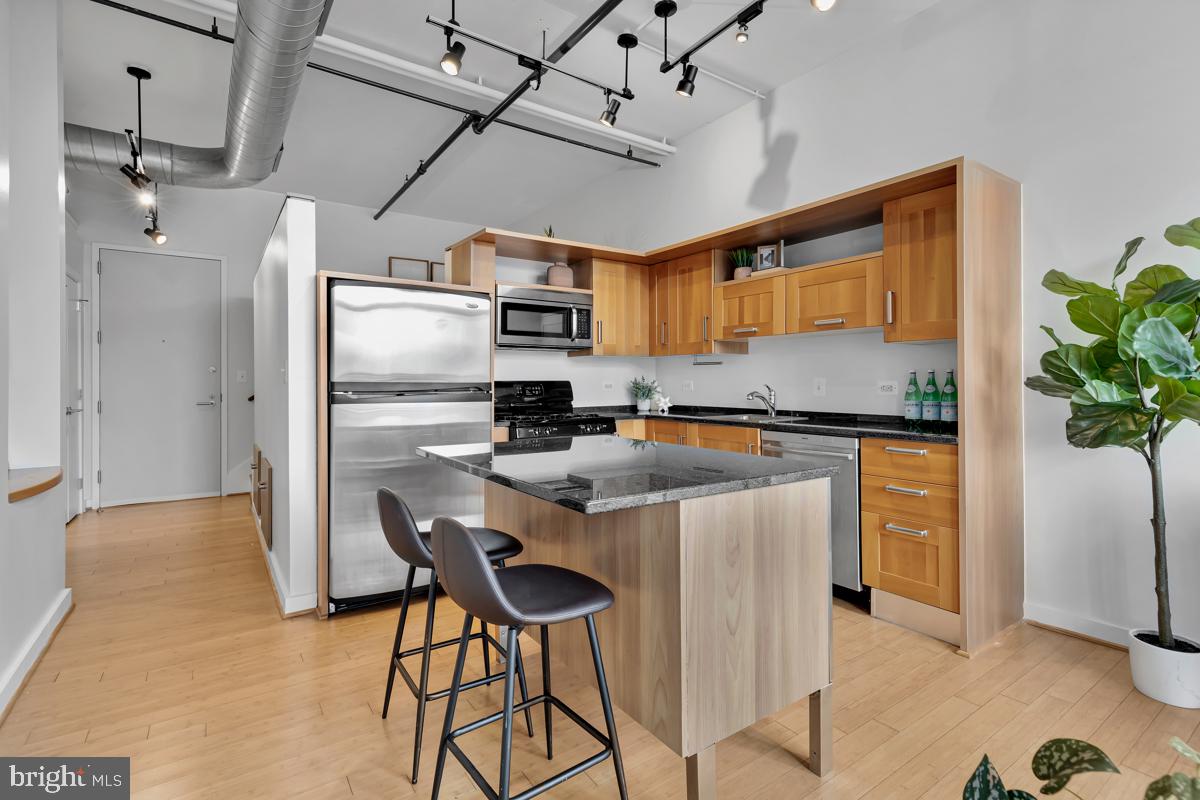 1401 Church St NW #416