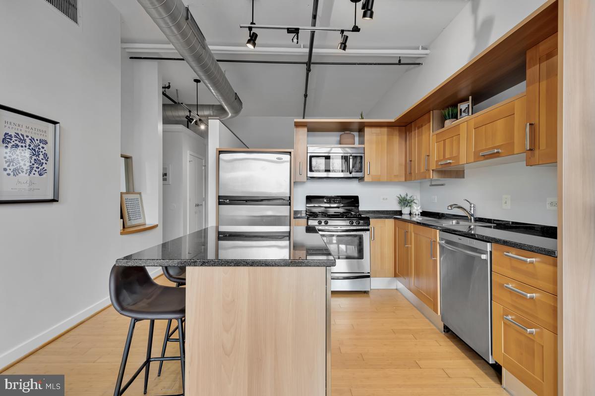 1401 Church St NW #416