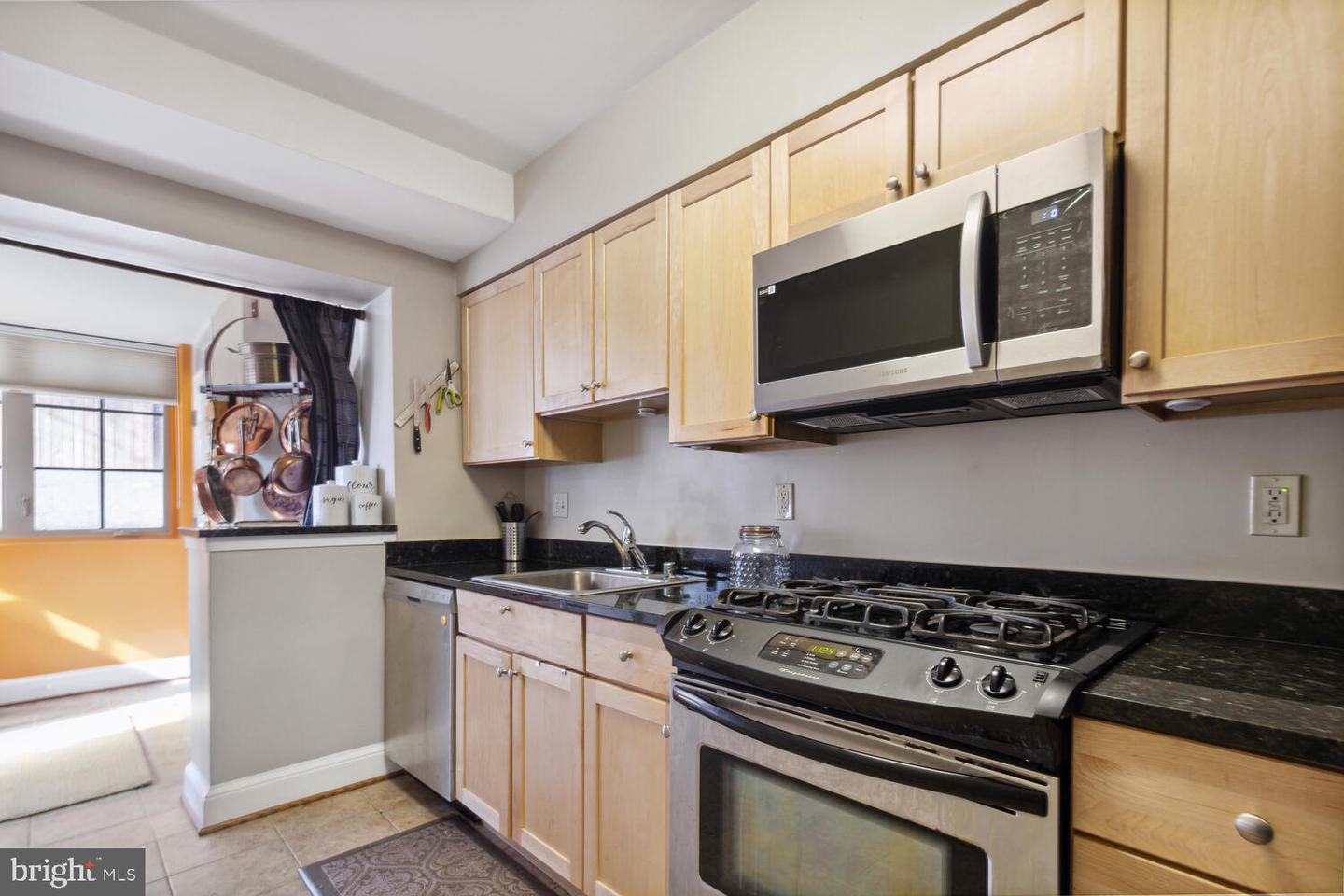 6718 3rd St NW #105