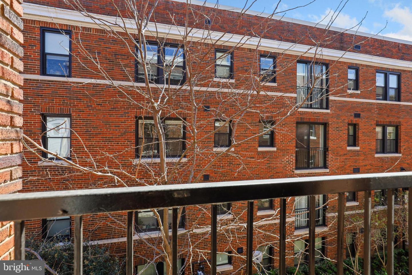 149 W St NW #34