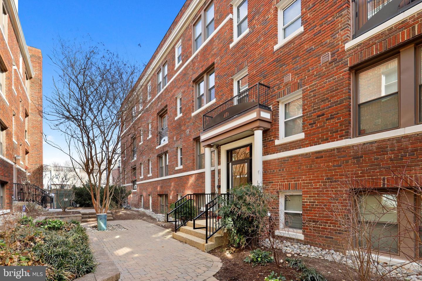 149 W St NW #34