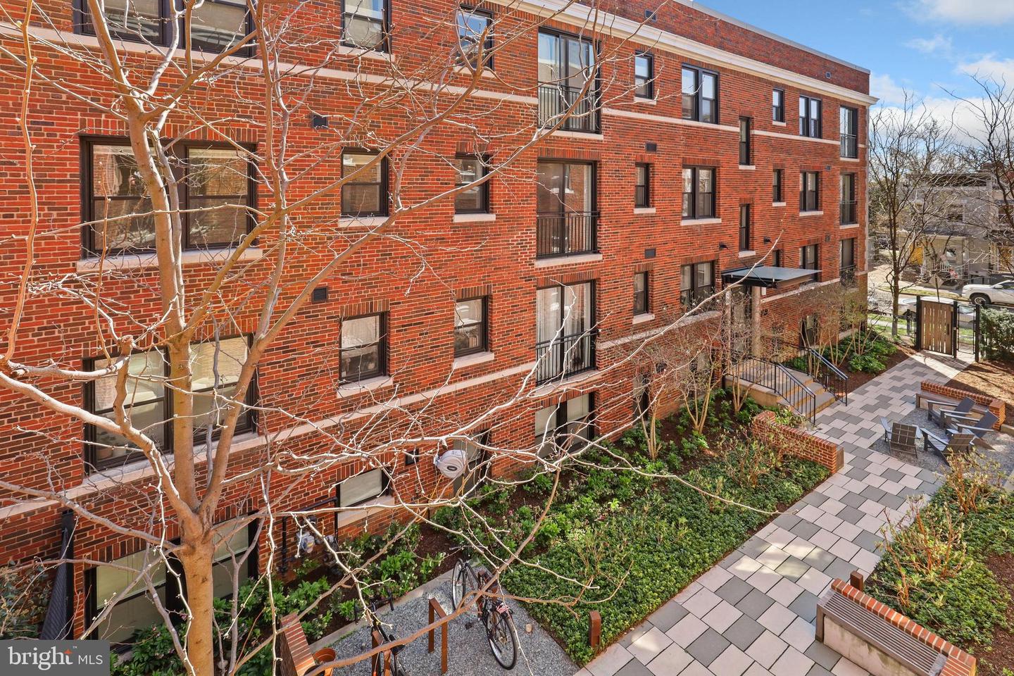 149 W St NW #34