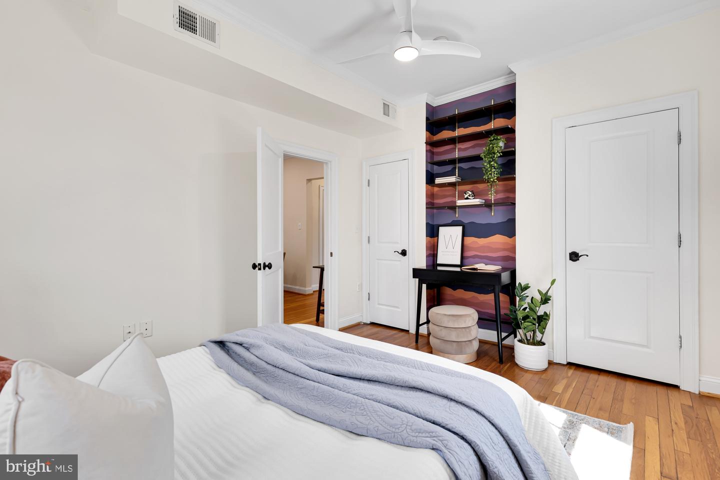 1708 Newton St NW #302