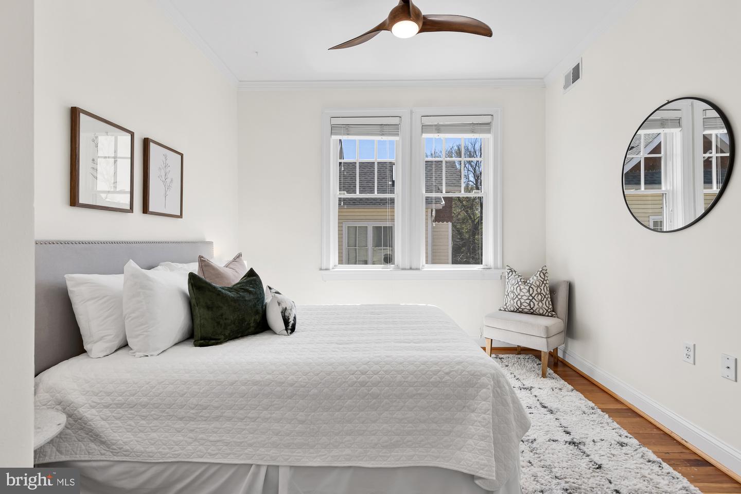 1708 Newton St NW #302