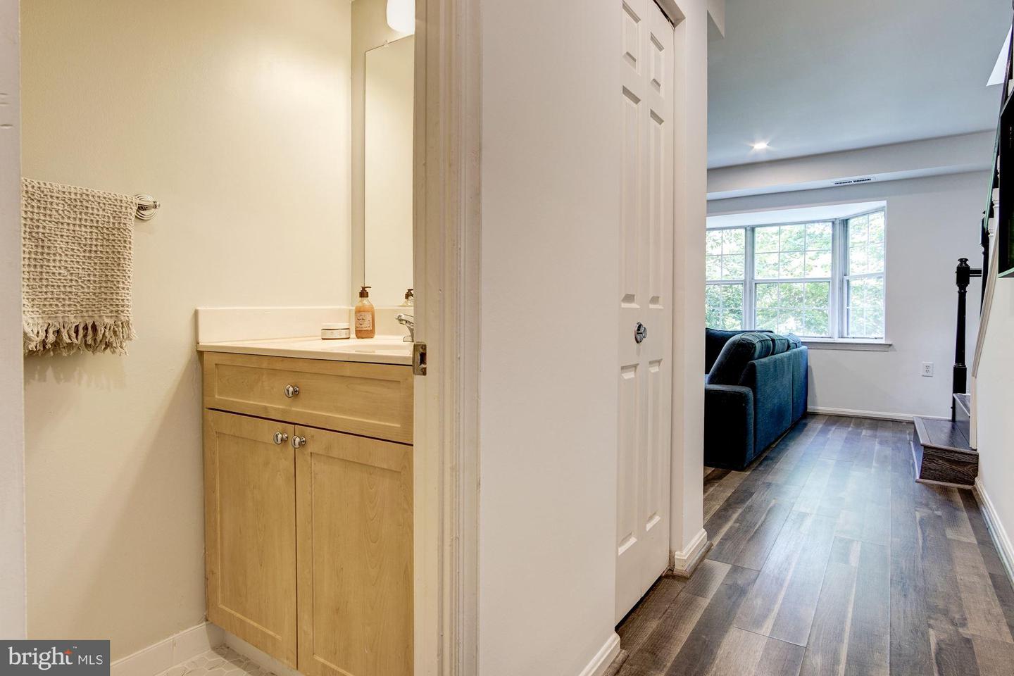 3804 Rodman St NW #302