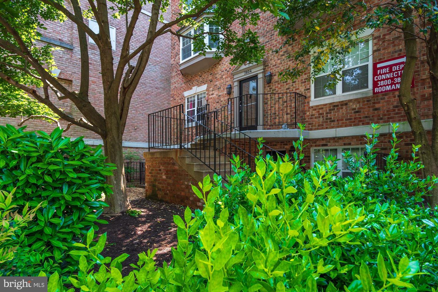 3804 Rodman St NW #302