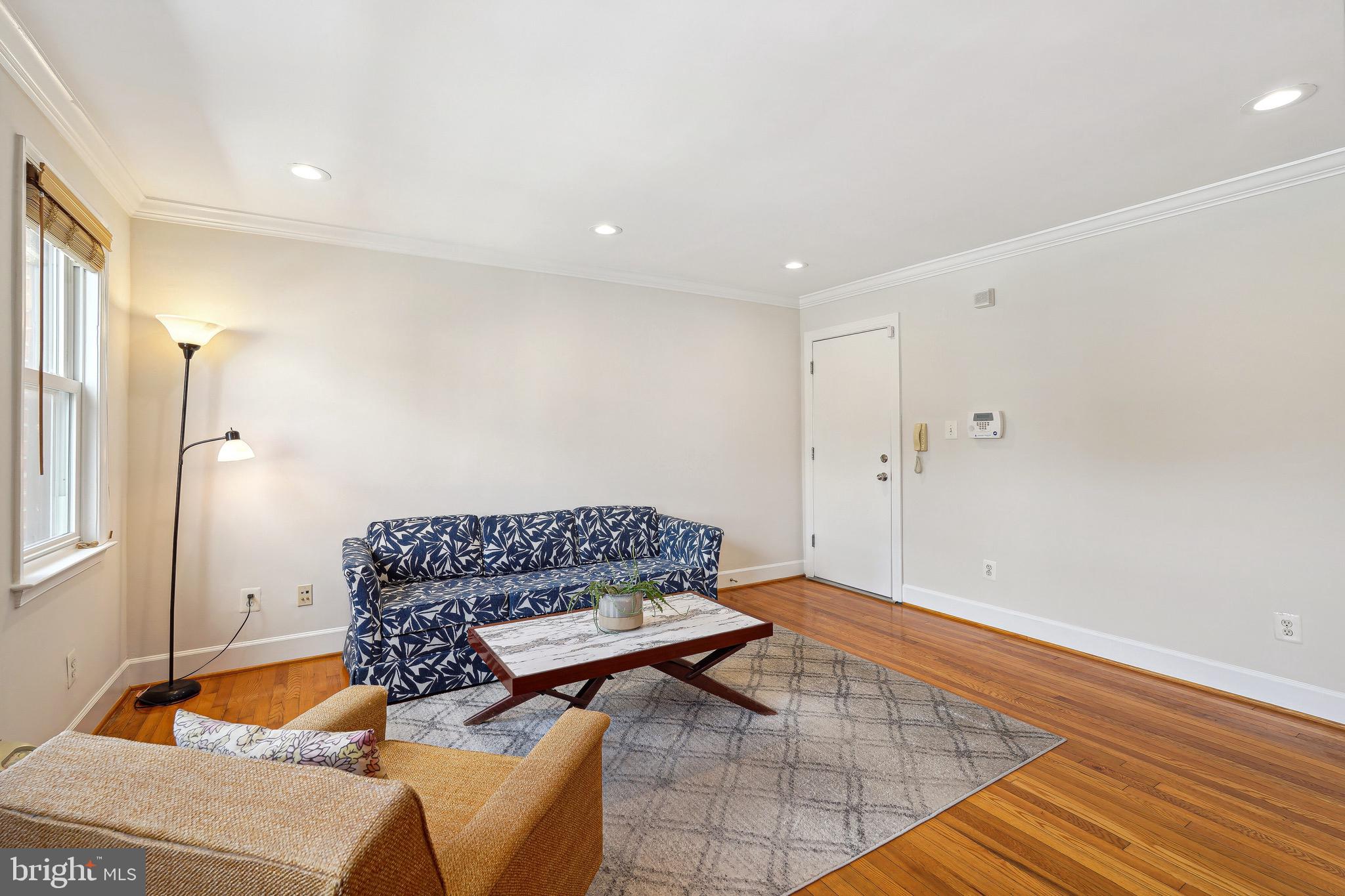 420 Oklahoma Ave NE #202