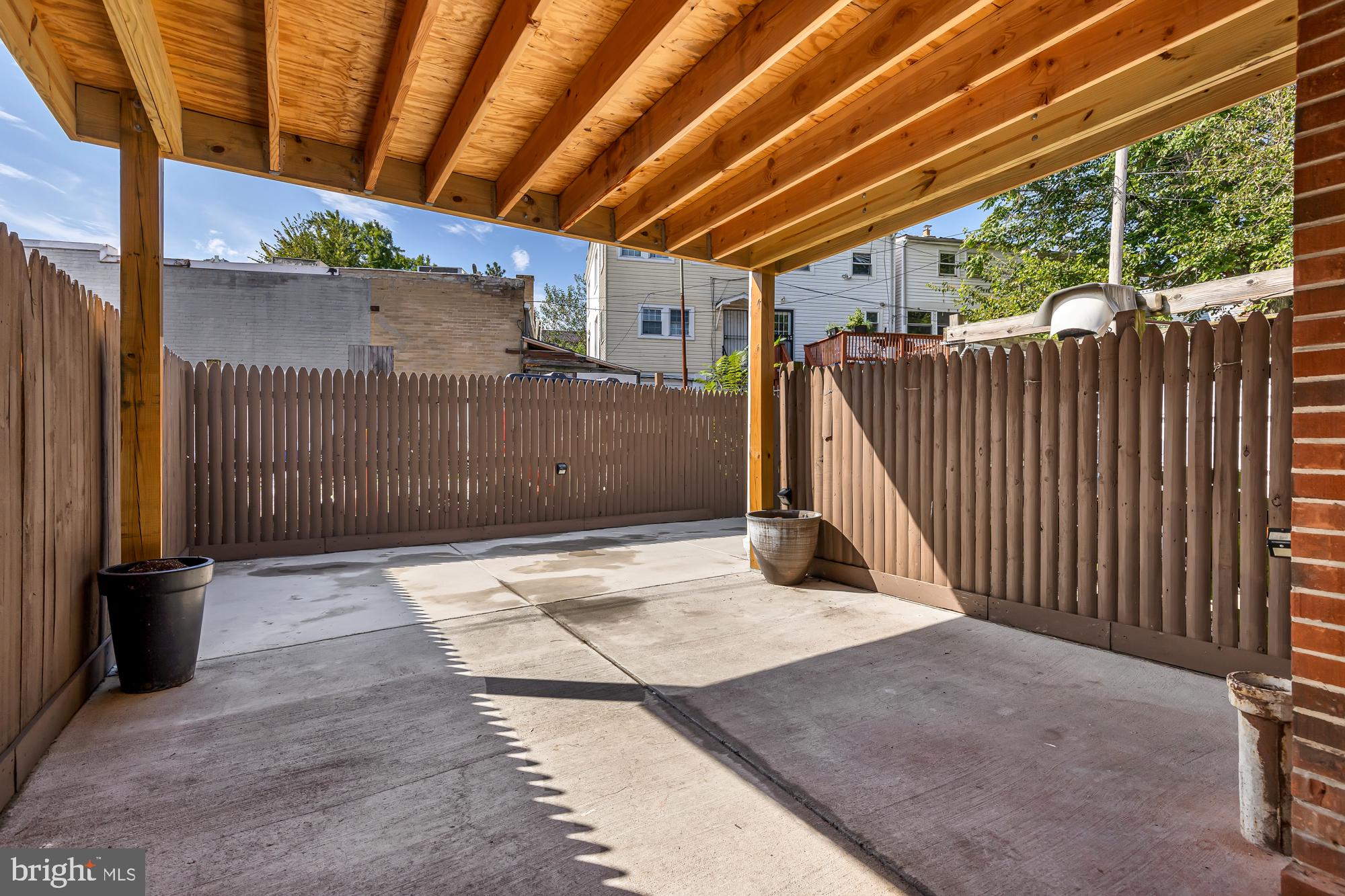 1404 Perry Pl NW