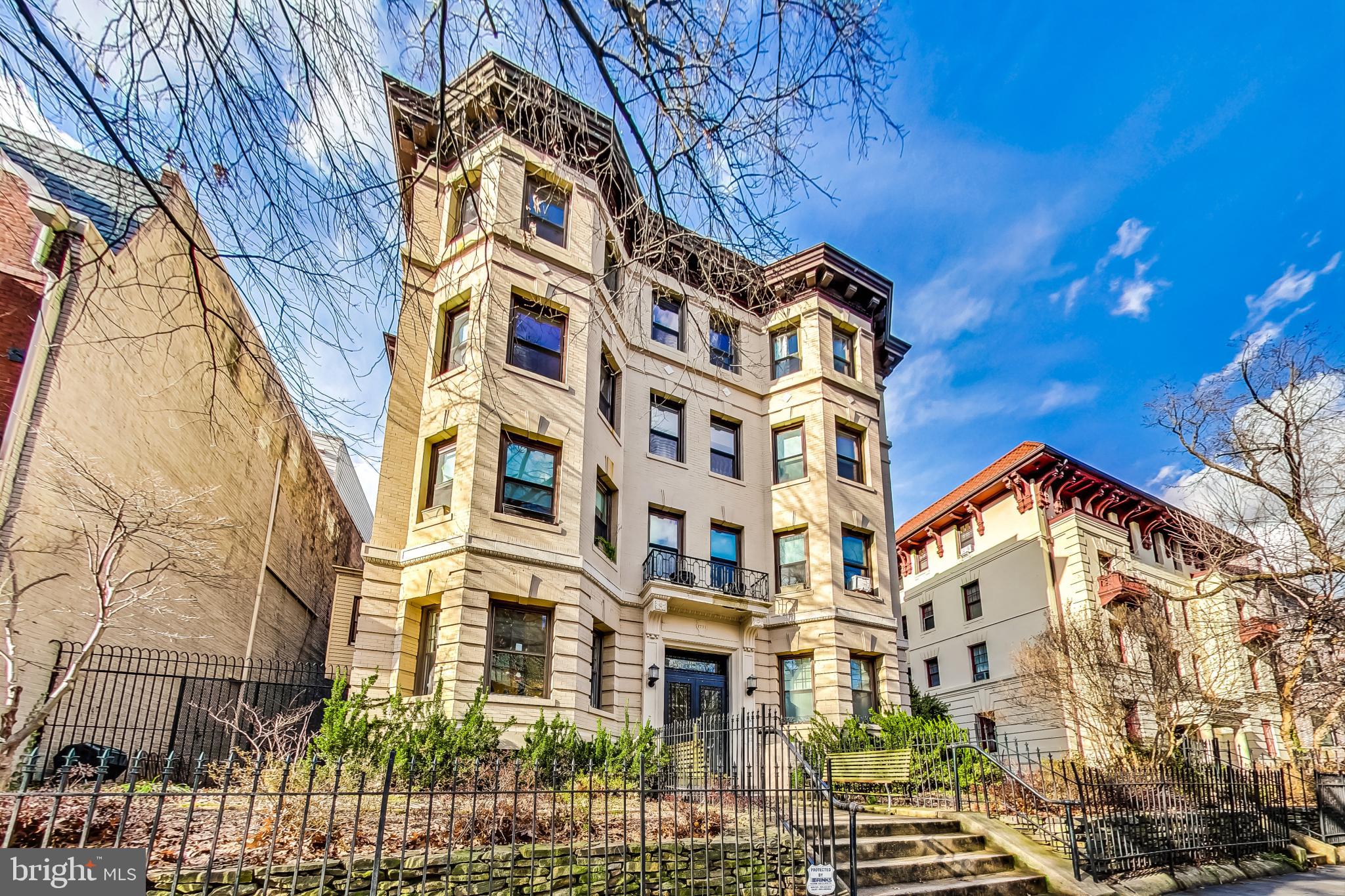 1791 Lanier Pl NW #44