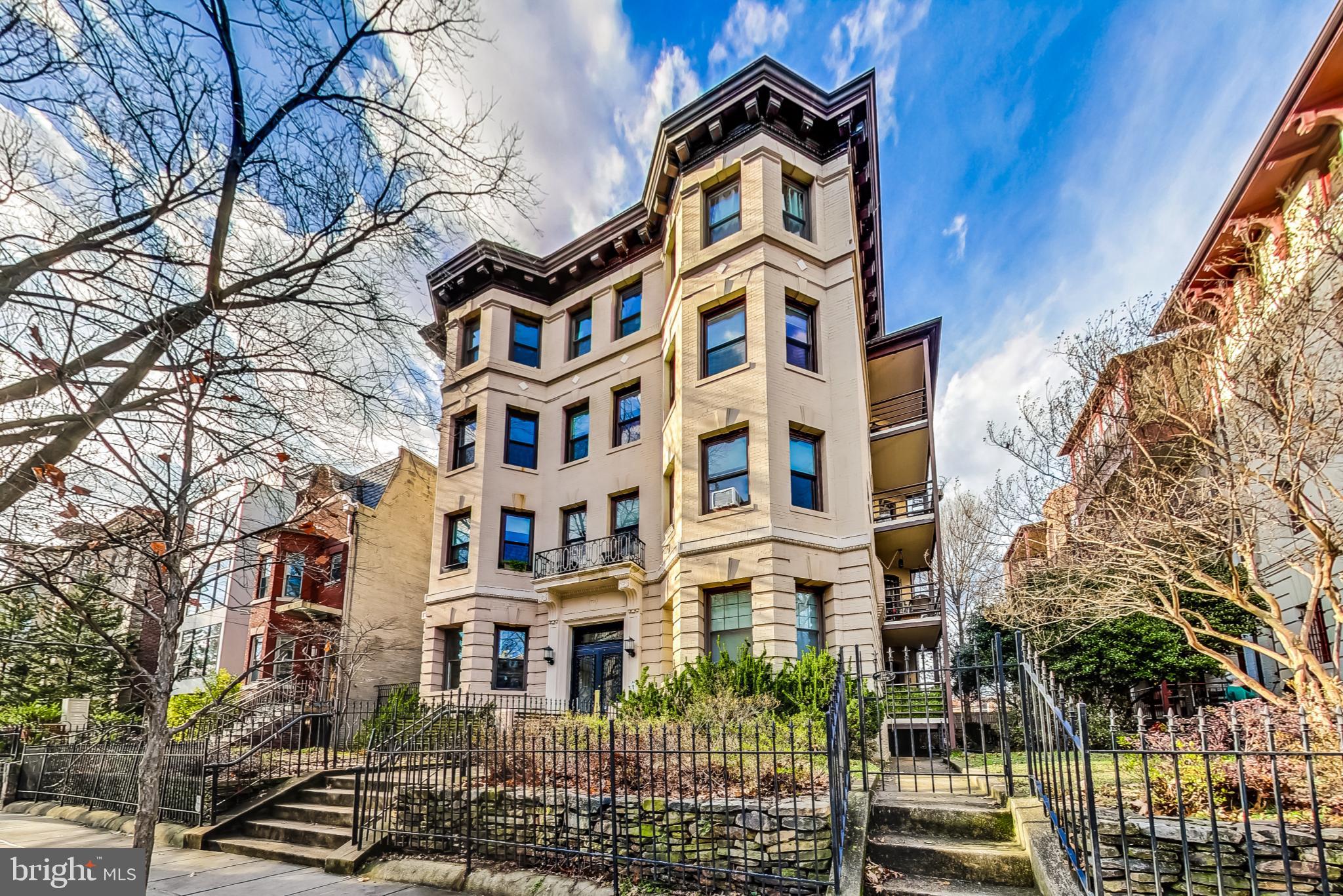 1791 Lanier Pl NW #44
