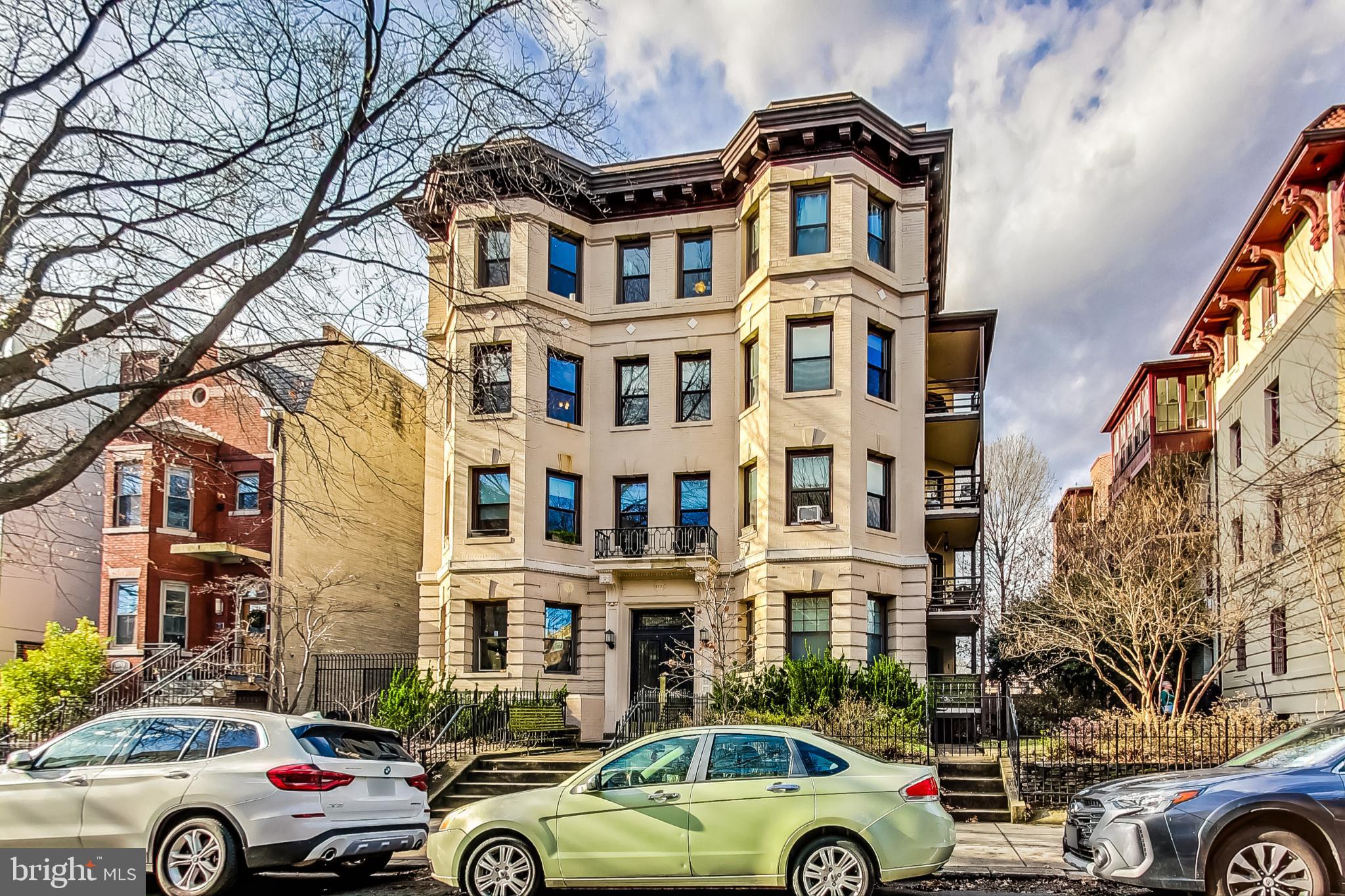 1791 Lanier Pl NW #44