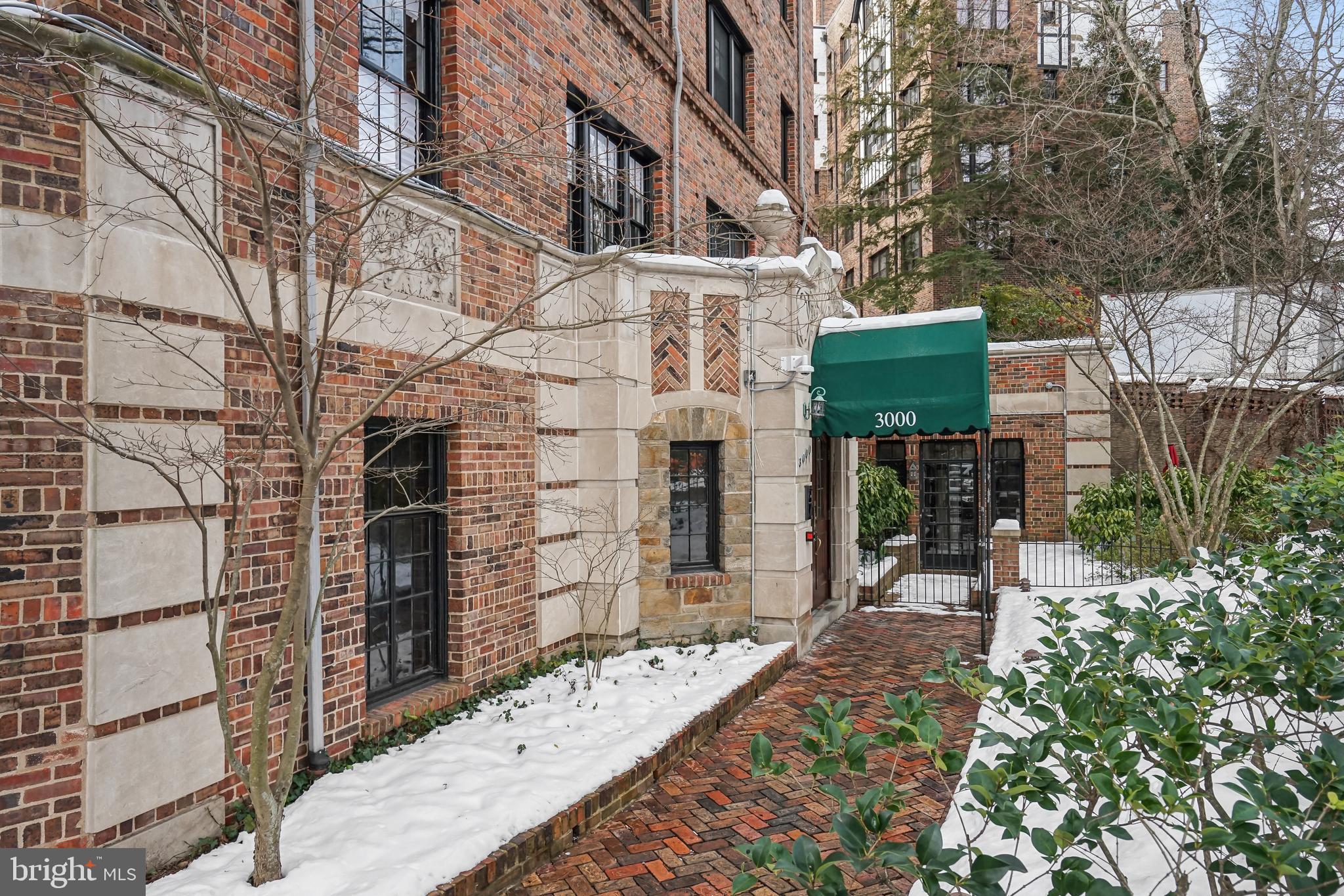 3000 Tilden St NW #104i