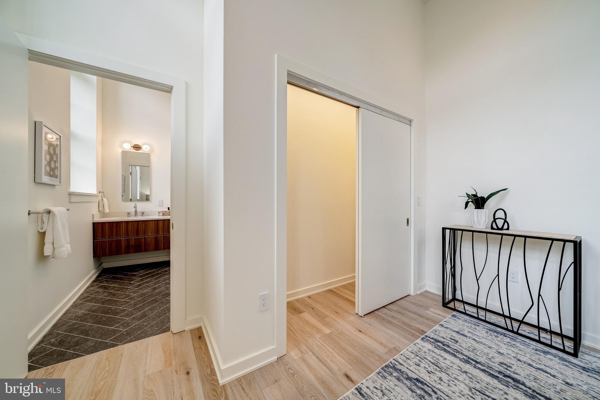 440 R St NW #102